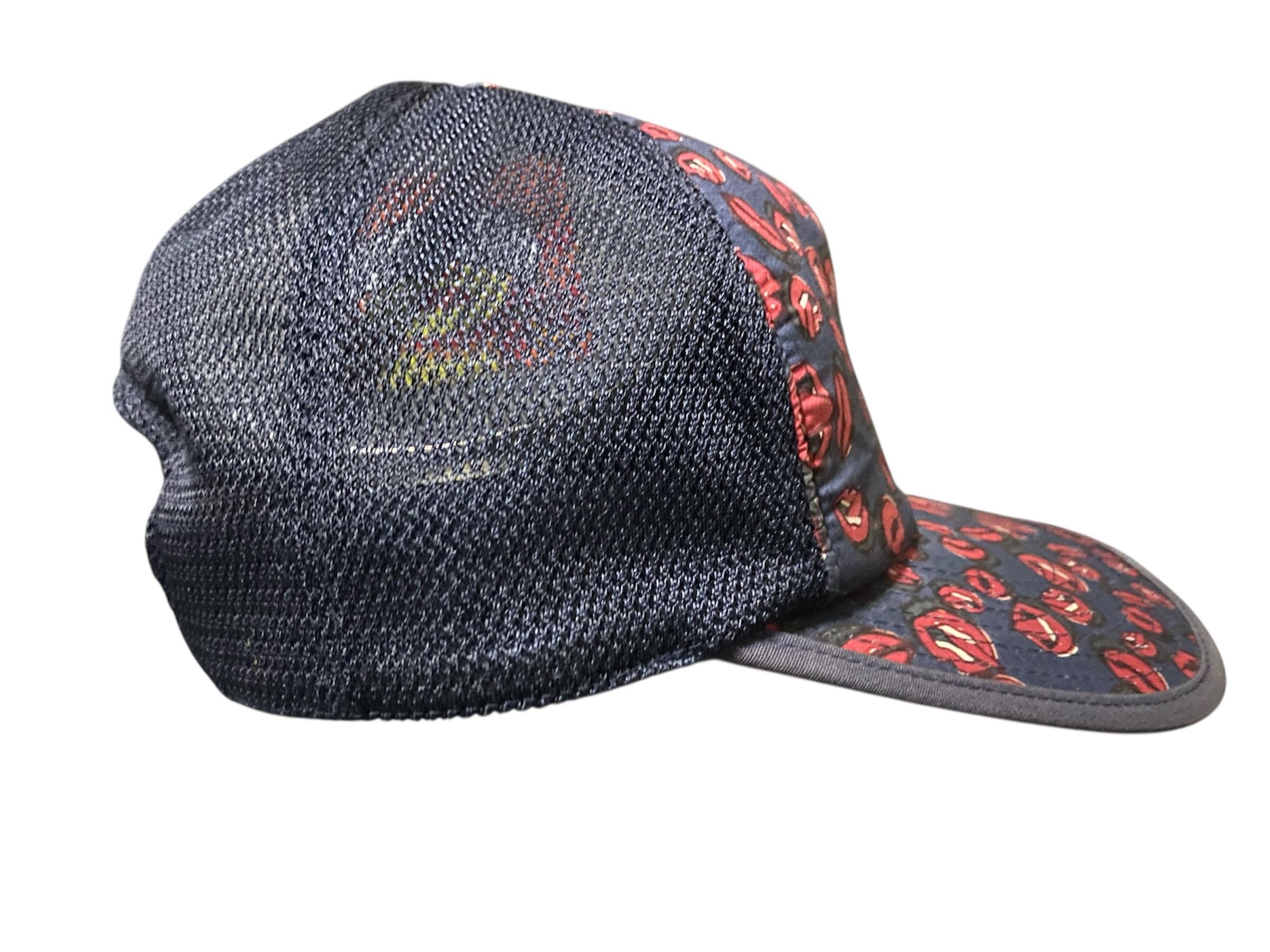Jun Takahashi RARE Archive Jun Takahashi Undercover Fullprint Lips Trucker Size ONE SIZE - 6 Thumbnail