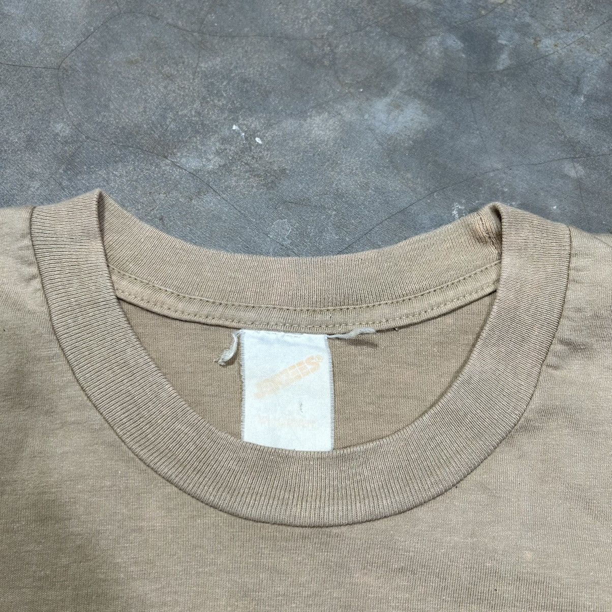 World Industries Vintage world industries 90’s Size US L / EU 52-54 / 3 - 4 Thumbnail