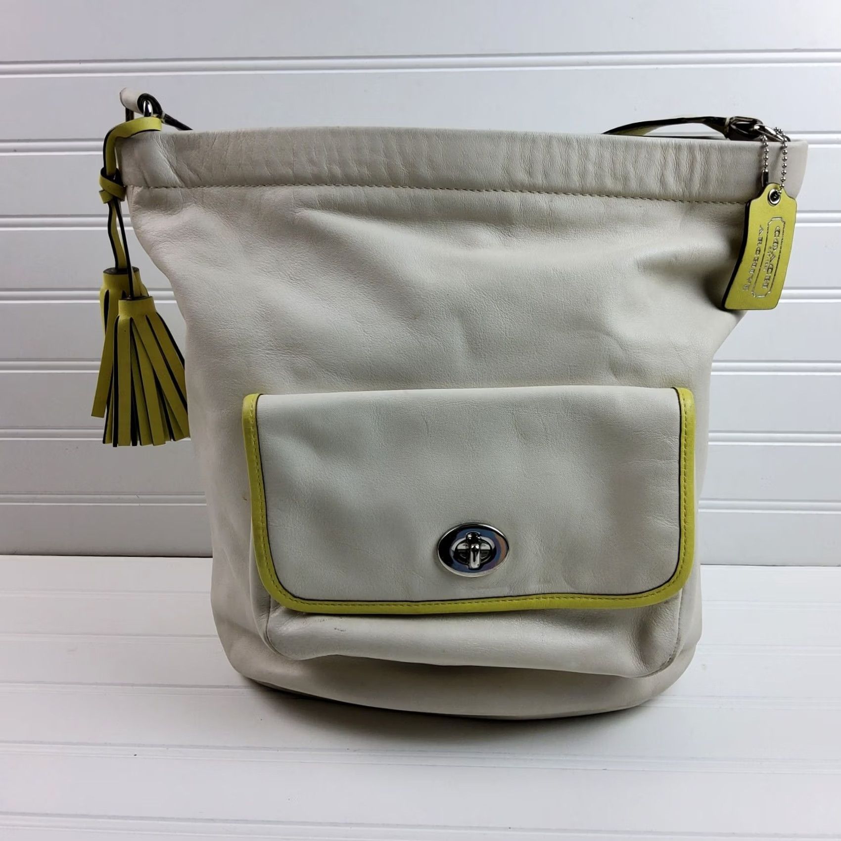 Coach VINTAGE Coach Legacy Archival Two Tone Bucket Bag 22407 Shoulder Handbag Purse Size ONE SIZE - 2 Thumbnail