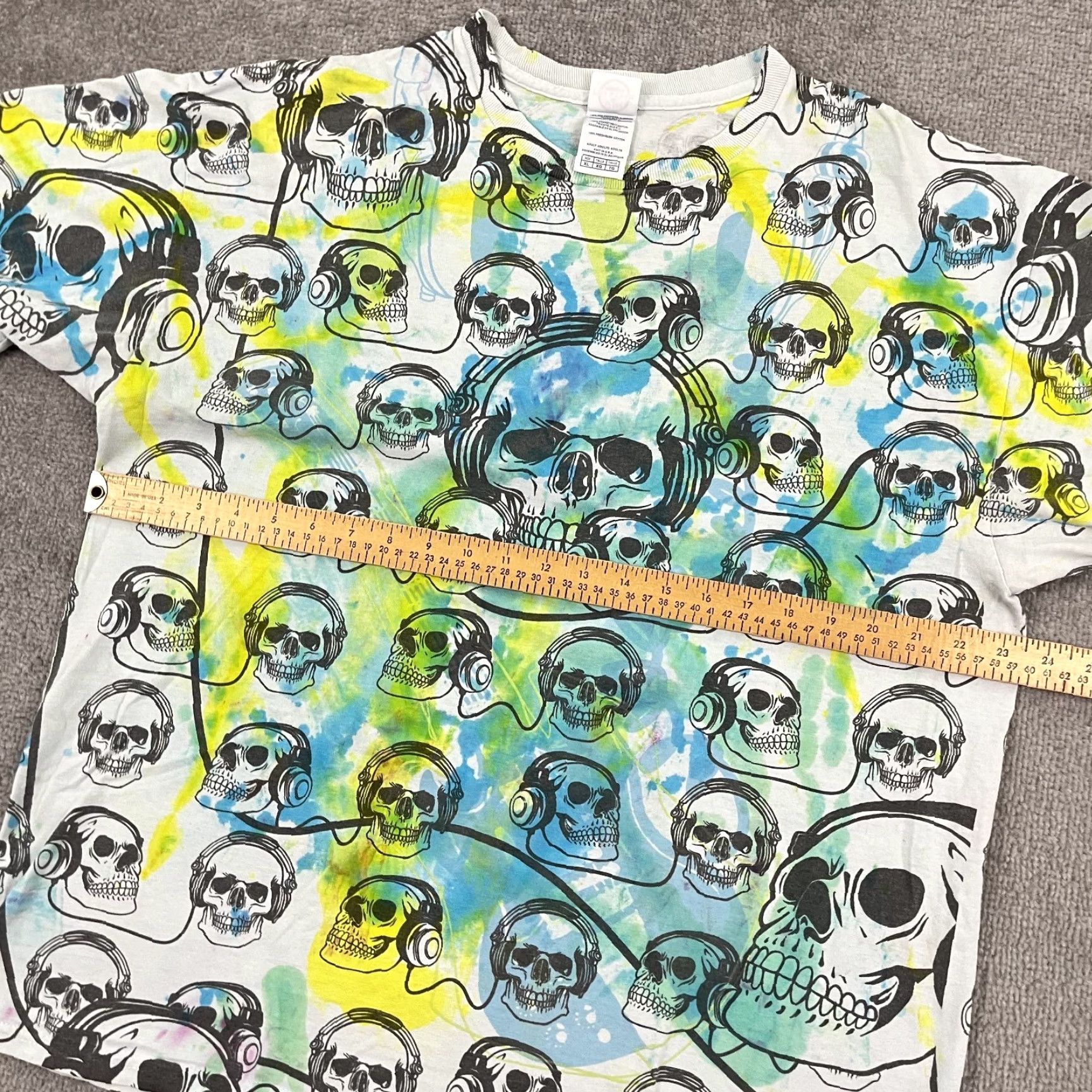 Delta VINTAGE Y2K Skull Skeleton AOP Graphic T-Shirt Mens XL Punk Grunge Skater Headphones Size US XL / EU 56 / 4 - 4 Thumbnail