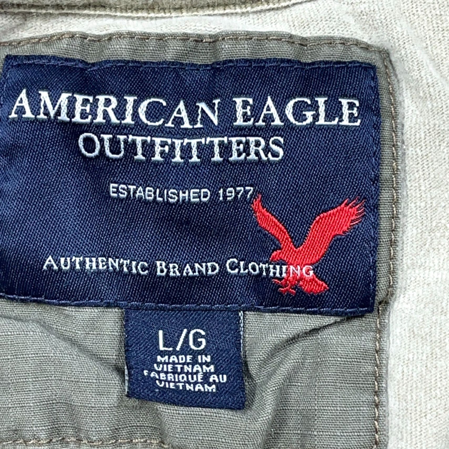 American Eagle Outfitters VINTAGE American Eagle Outfitters Sweater Shirt Mens L Green Henley Pullover Knit Heavyweight Casual 80s 90s Grunge USA Fashion Boys Mens Size US L / EU 52-54 / 3 - 3 Thumbnail