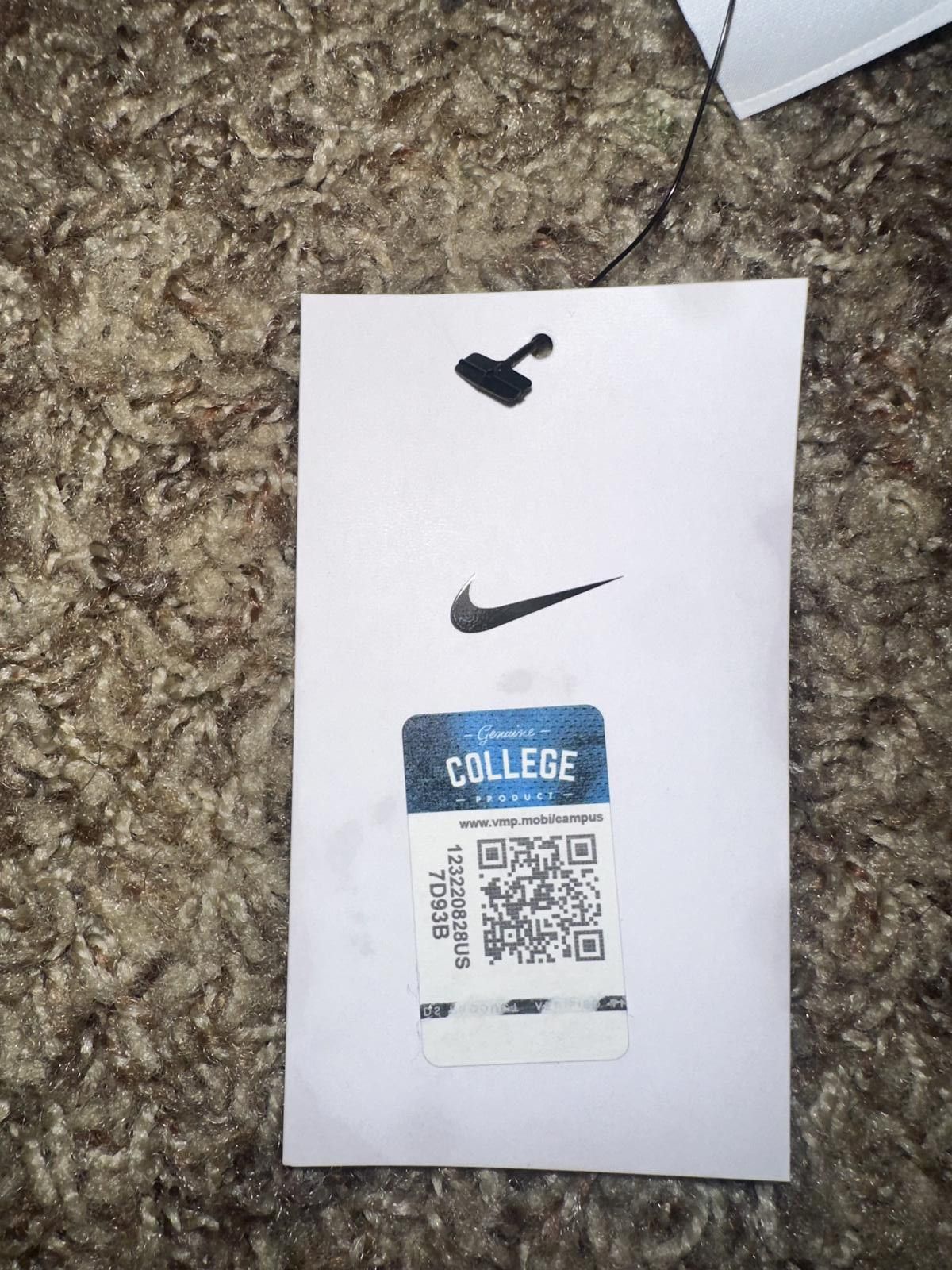 Nike Nike Men’s Kentucky Club Fleece College Hoodie Size US L / EU 52-54 / 3 - 9 Thumbnail