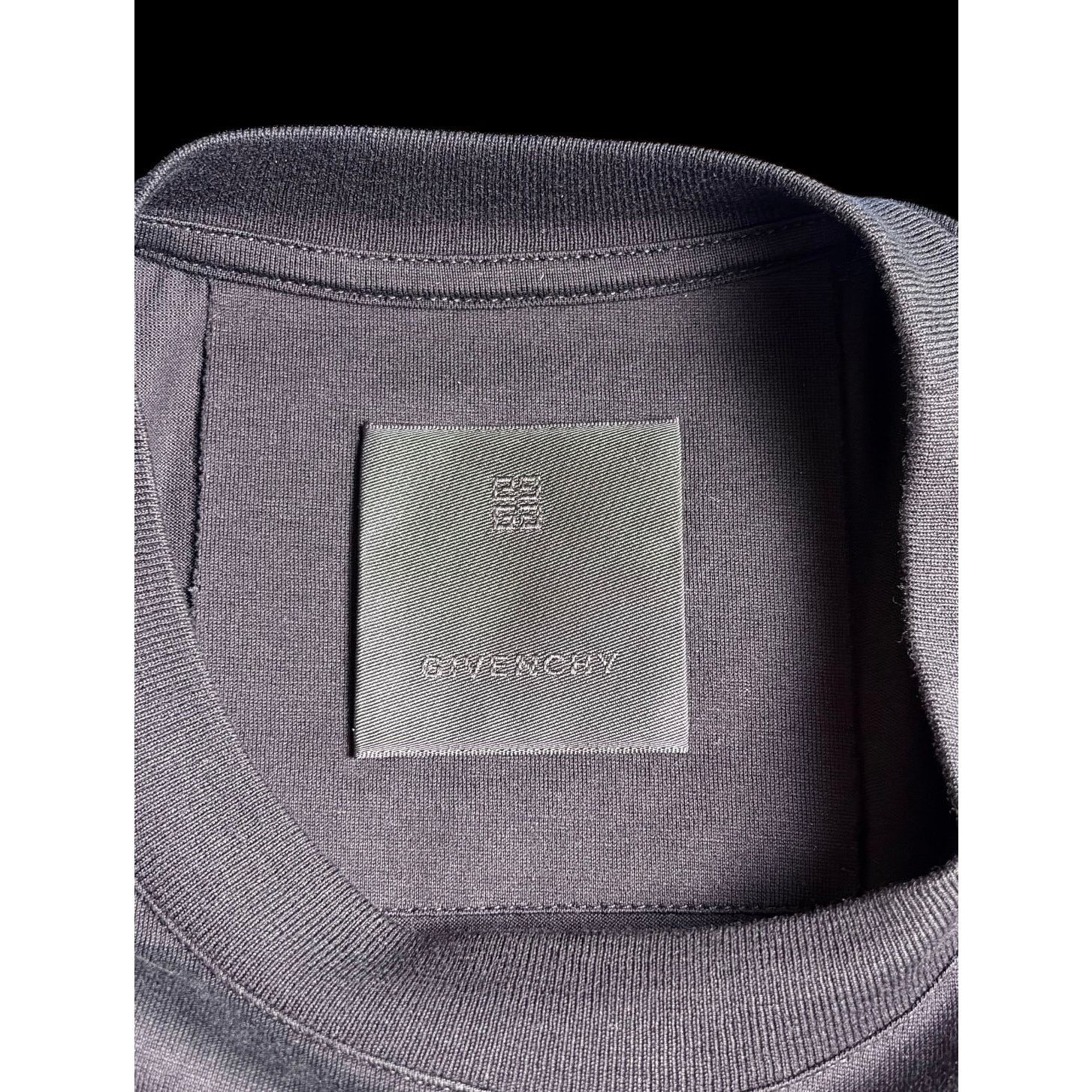 Givenchy Authentic Givenchy Paris Another Day In Paradise Unicorns Size US S / EU 44-46 / 1 - 6 Thumbnail