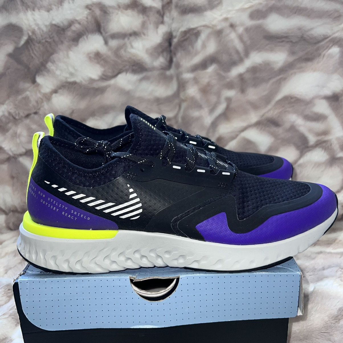 Nike NIKE ODYSSEY REACT SHIELD 2 BLACK VOLTAGE PURPLE Size US 9 / EU 42 - 1 Thumbnail