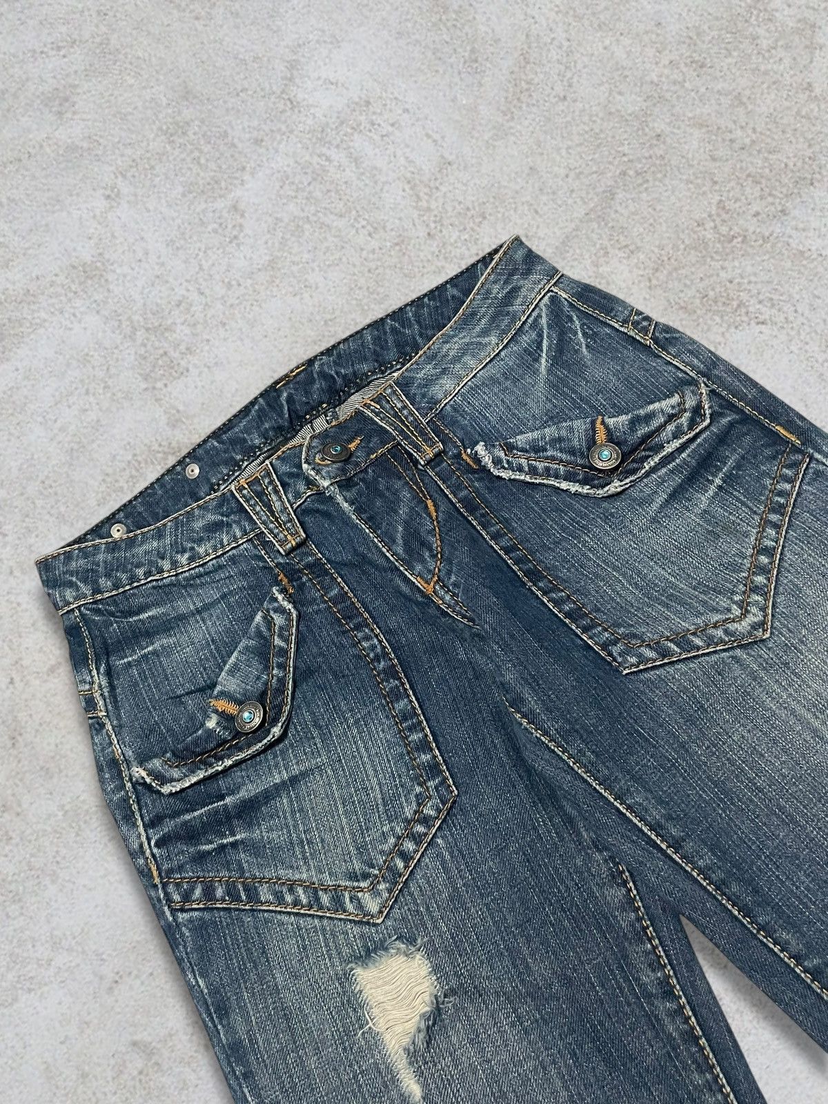 KMRii Vintage Bonaventure Diamond Button Metal Tag Bootcut Jeans Size 28" / US 6 / IT 42 - 7 Thumbnail