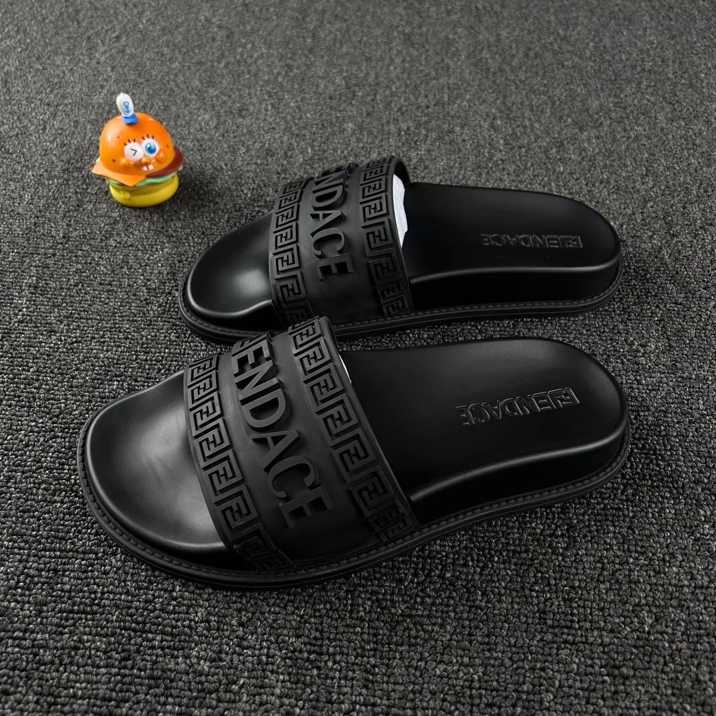 Fendi Fendi x Versace Slippers 36 EU Size US 5.5 / IT 35.5 - 1 Thumbnail