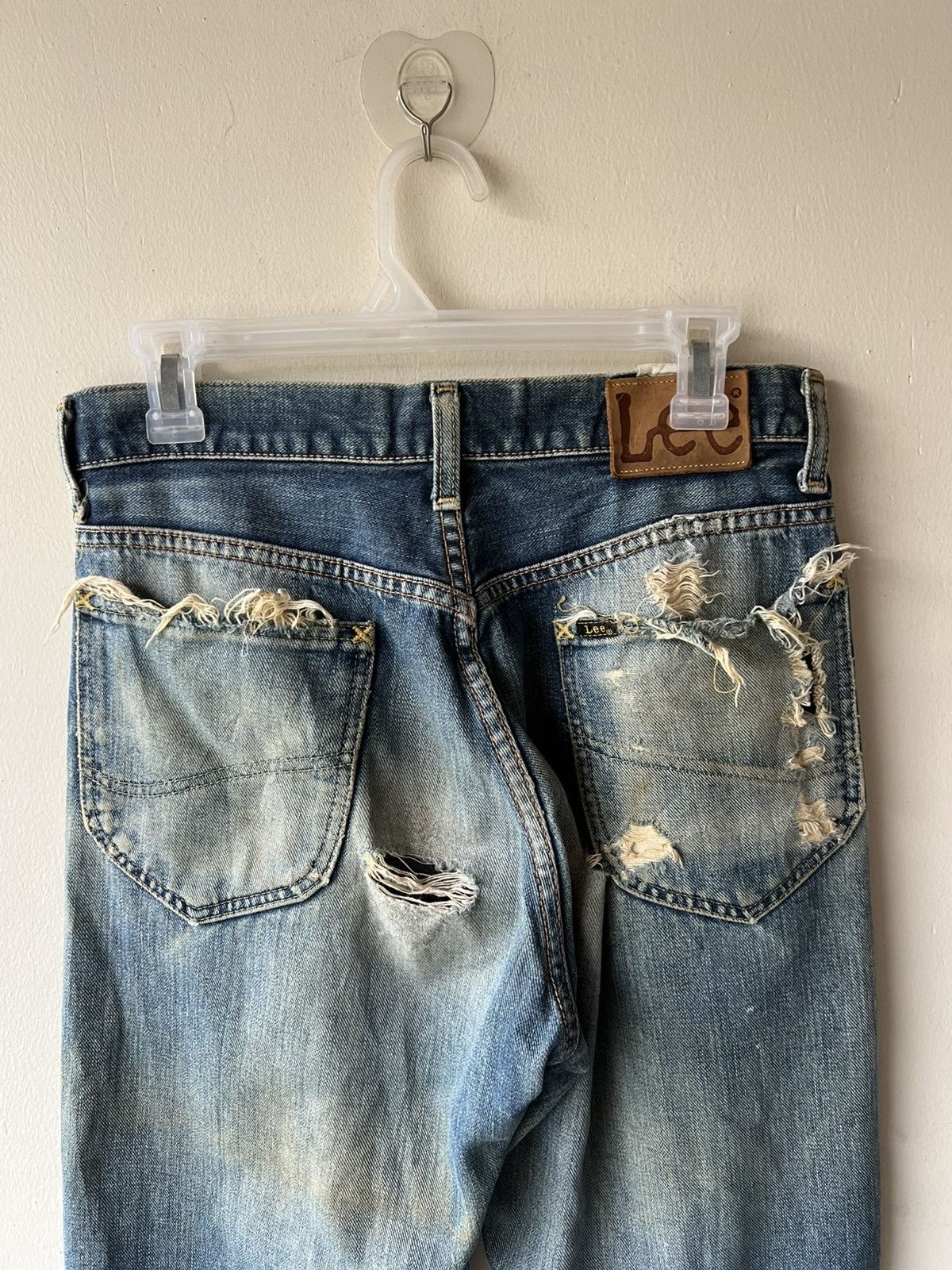 Lee Trashed Vintage Lee Ripped Dirty Mud Denim Selvedge Jeans Size US 30 / EU 46 - 21 Thumbnail