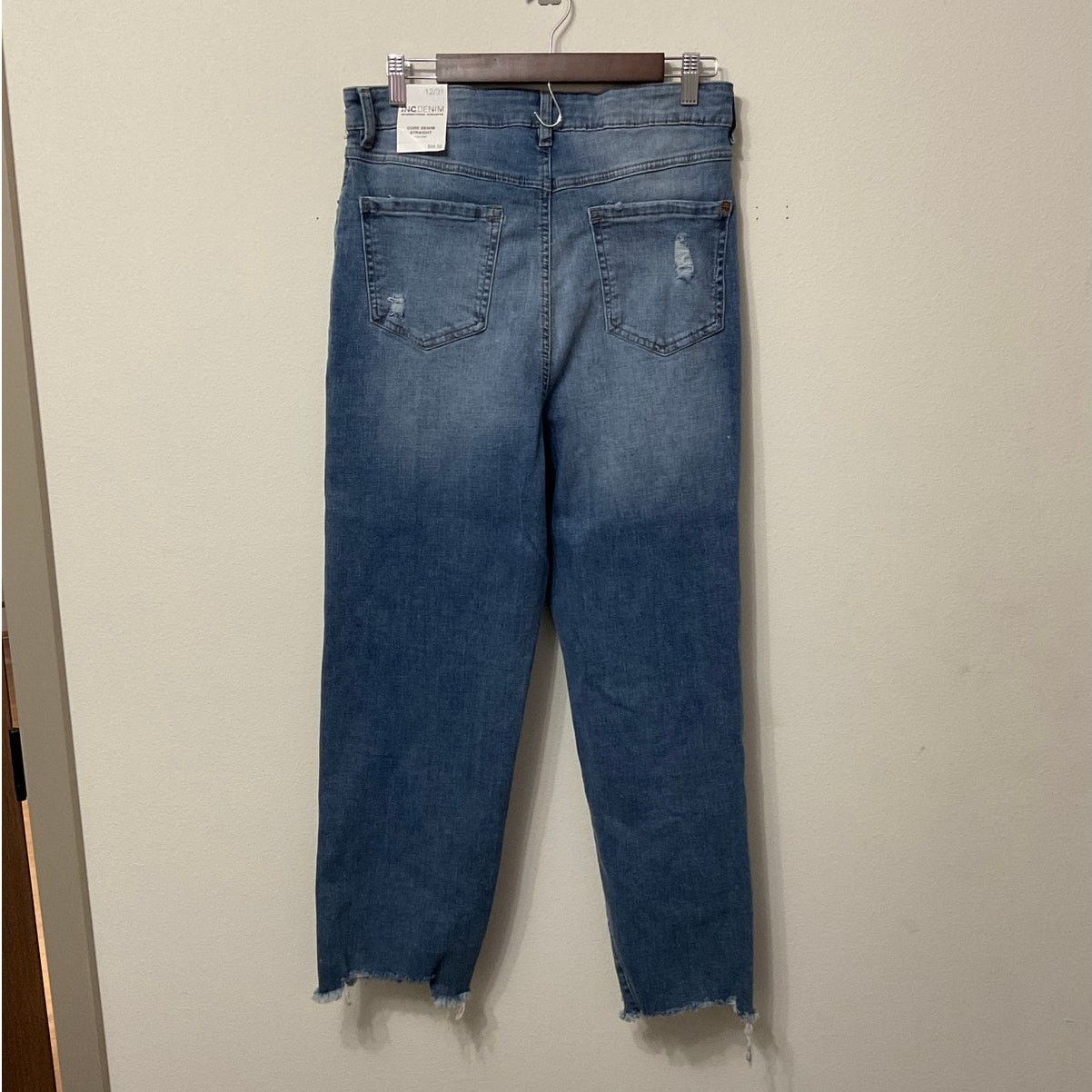 Other NWT International Concepts High-Rise Jeans Sz 12/31 $69 MSRP Size 34" / US 12 / IT 48 - 2 Thumbnail