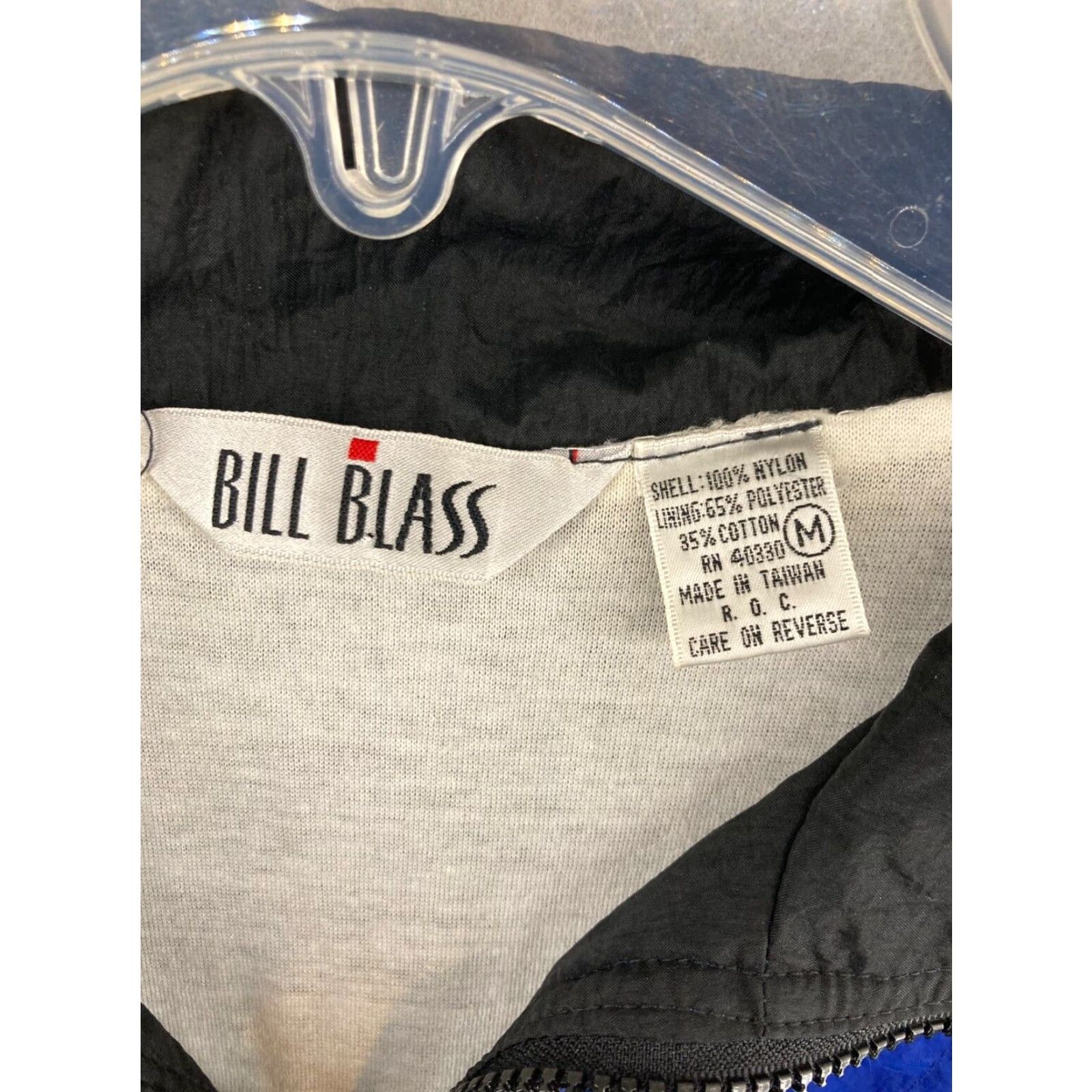 Bill Blass VINTAGE Bill Blass Jacket Mens M Windbreaker 90s Purple Geometric Nylon Zip Mid-Length 80s 90s Mens Size US M / EU 48-50 / 2 - 5 Thumbnail