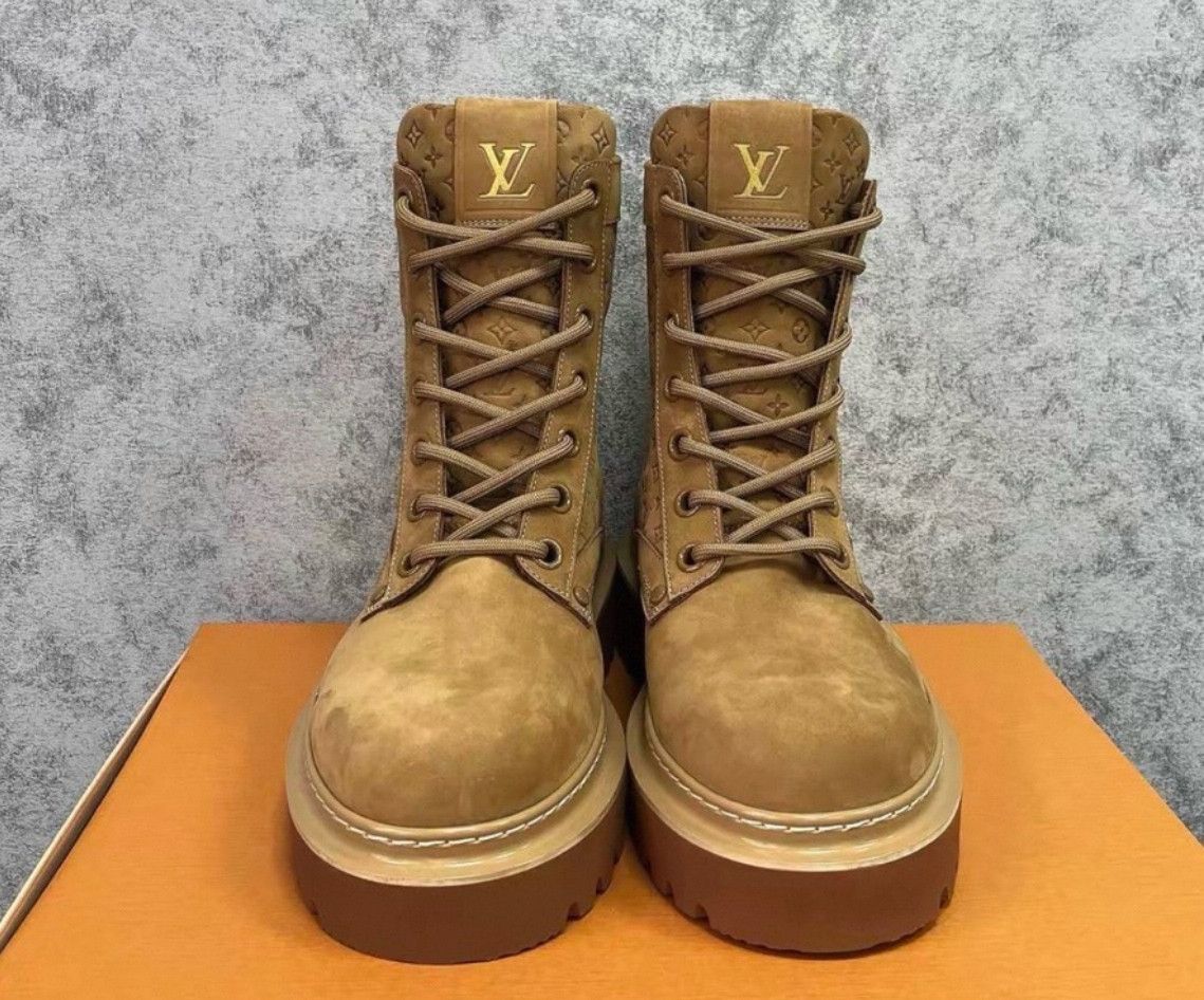 Louis Vuitton Louis Vuitton Ranger Leather Lace-Up Short Boots 0079 Size US 8.5 / EU 41-42 - 2 Thumbnail