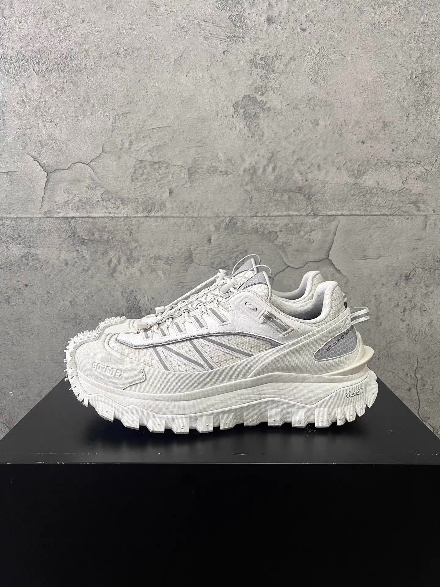 Moncler MONCLER Trailgrip GTX Sneakers K34 Size US 11 / EU 44 - 4 Thumbnail