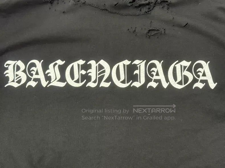 Balenciaga Balenciaga Ripped back letter printed round neck short-sle Size US S / EU 44-46 / 1 - 3 Thumbnail