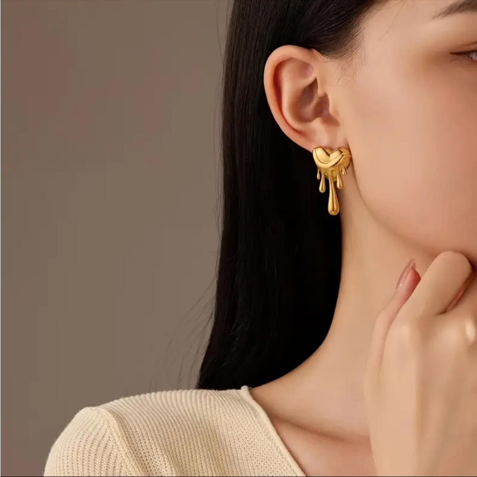 Designer Gold Plated Dripping Heart Earrings Size ONE SIZE - 2 Thumbnail