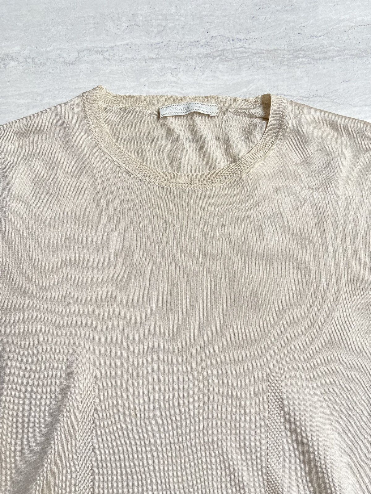 Prada PRADA Milano Cream T-shirt Size XS / US 0-2 / IT 36-38 - 4 Thumbnail