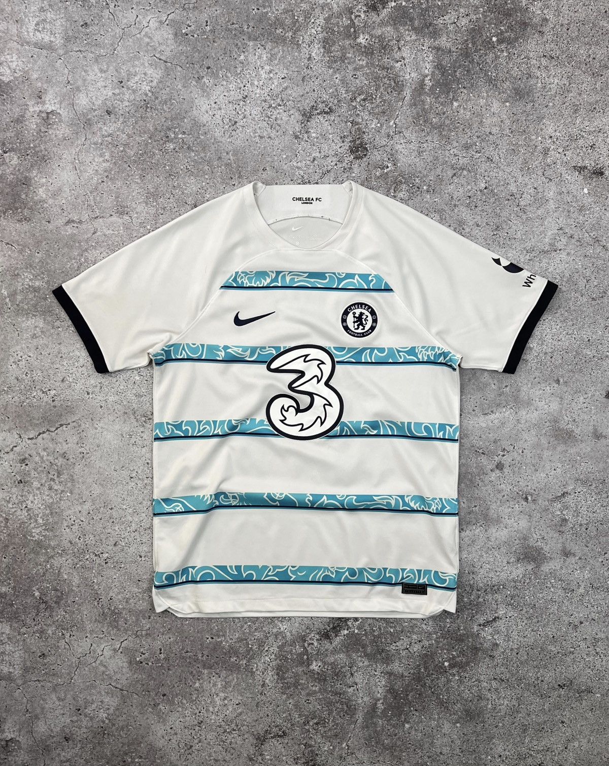 Chelsea Soccer Chelsea London 2022/23 Away #21 Ben Chilwell Soccer Jersey Size US L / EU 52-54 / 3 - 2 Thumbnail