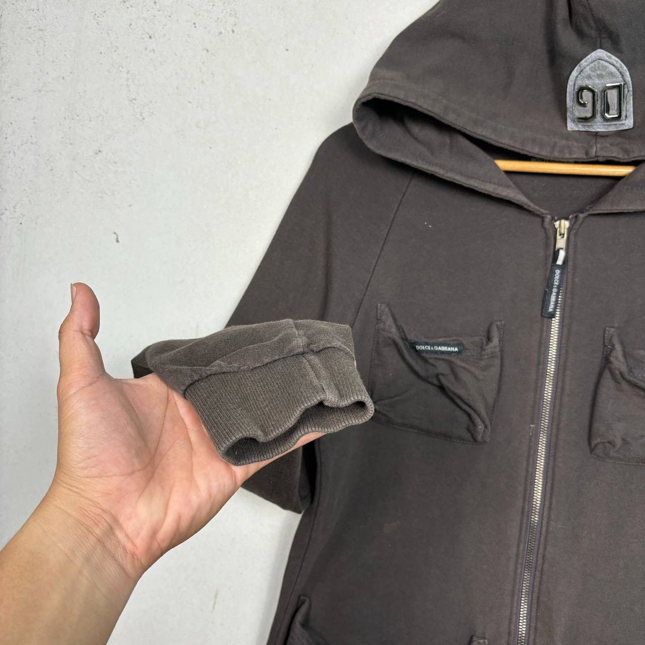 Dolce & Gabbana D&G Vintage Y2K Utility Cargo Hoodie Metal Shield Logo Size US S / EU 44-46 / 1 - 5 Thumbnail