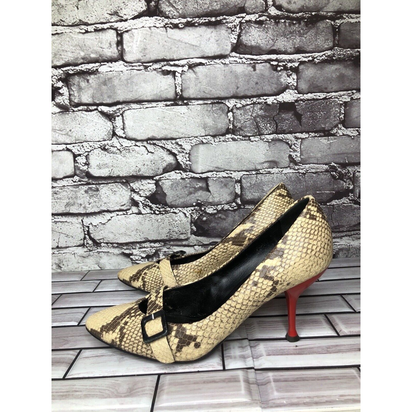 Giuseppe Zanotti Giuseppe Zanotti Cream Leather Black SnakeSkin Pointed Strap Size US 6.5 / IT 36.5 - 22 Thumbnail