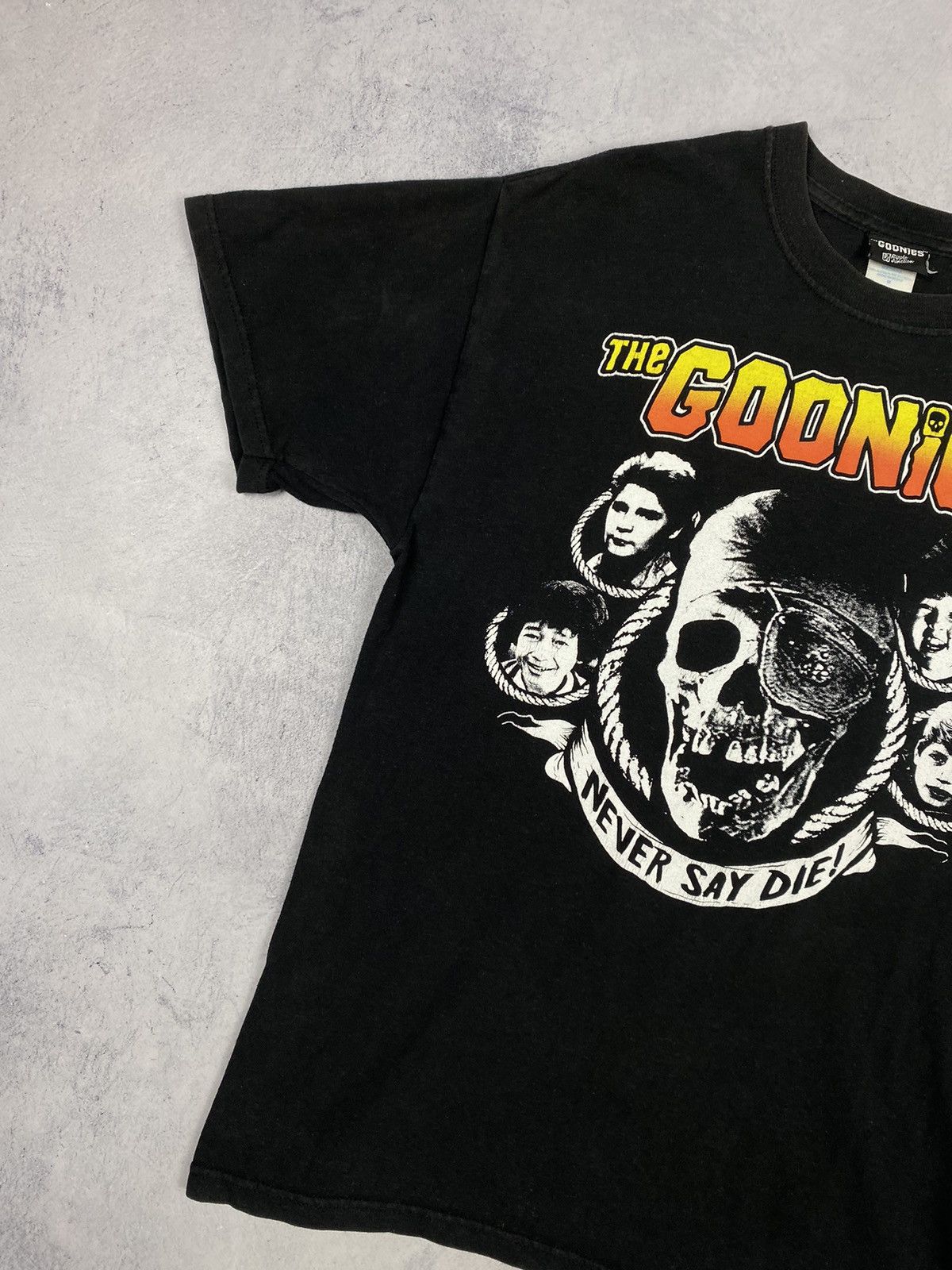 Band Tees × Vintage Vintage 90s The Goonies Promo T Shirt Size US M / EU 48-50 / 2 - 2 Thumbnail