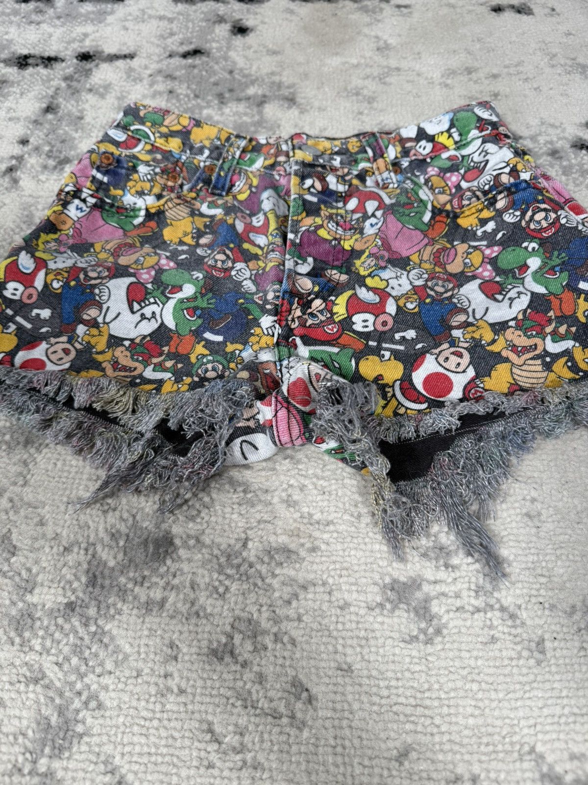 Levi's Rare Levi's x Mario Bros 501 Denim Full Print Shorts Size 24" / US 00 / IT 34 - 3 Thumbnail