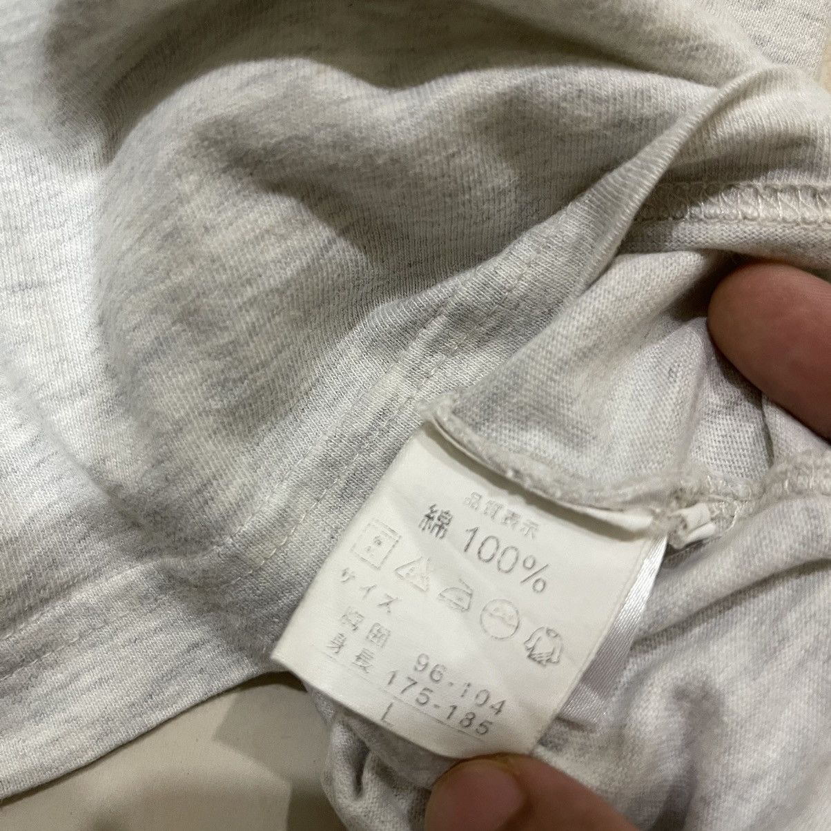 Yves Saint Laurent Vintage YVES SAINT LAURENT biglogo tee spellout Size US M / EU 48-50 / 2 - 6 Thumbnail