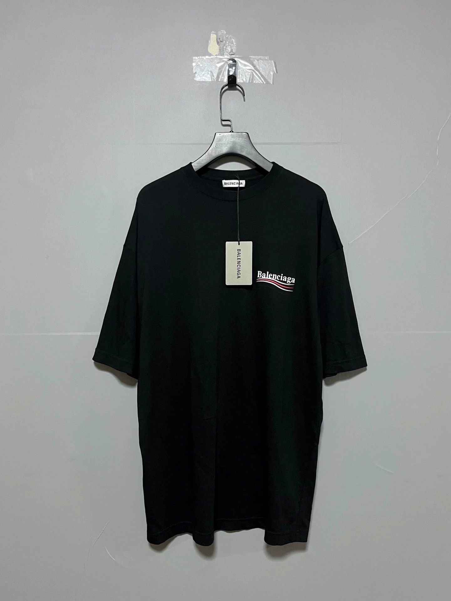 Balenciaga Balenciaga Black Coke Short Sleeve Size US S / EU 44-46 / 1 - 1 Thumbnail