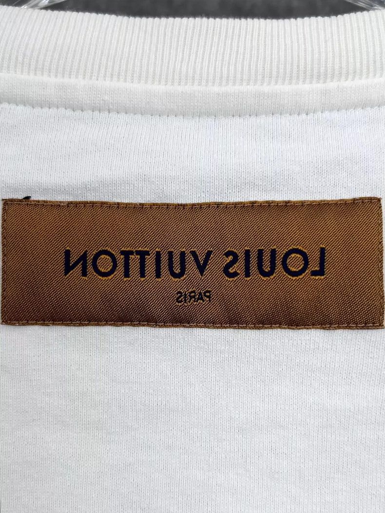 Louis Vuitton Louis Vuitton Louis Vuitton Short Sleeve TShirt for Men-25 Size US S / EU 44-46 / 1 - 7 Thumbnail