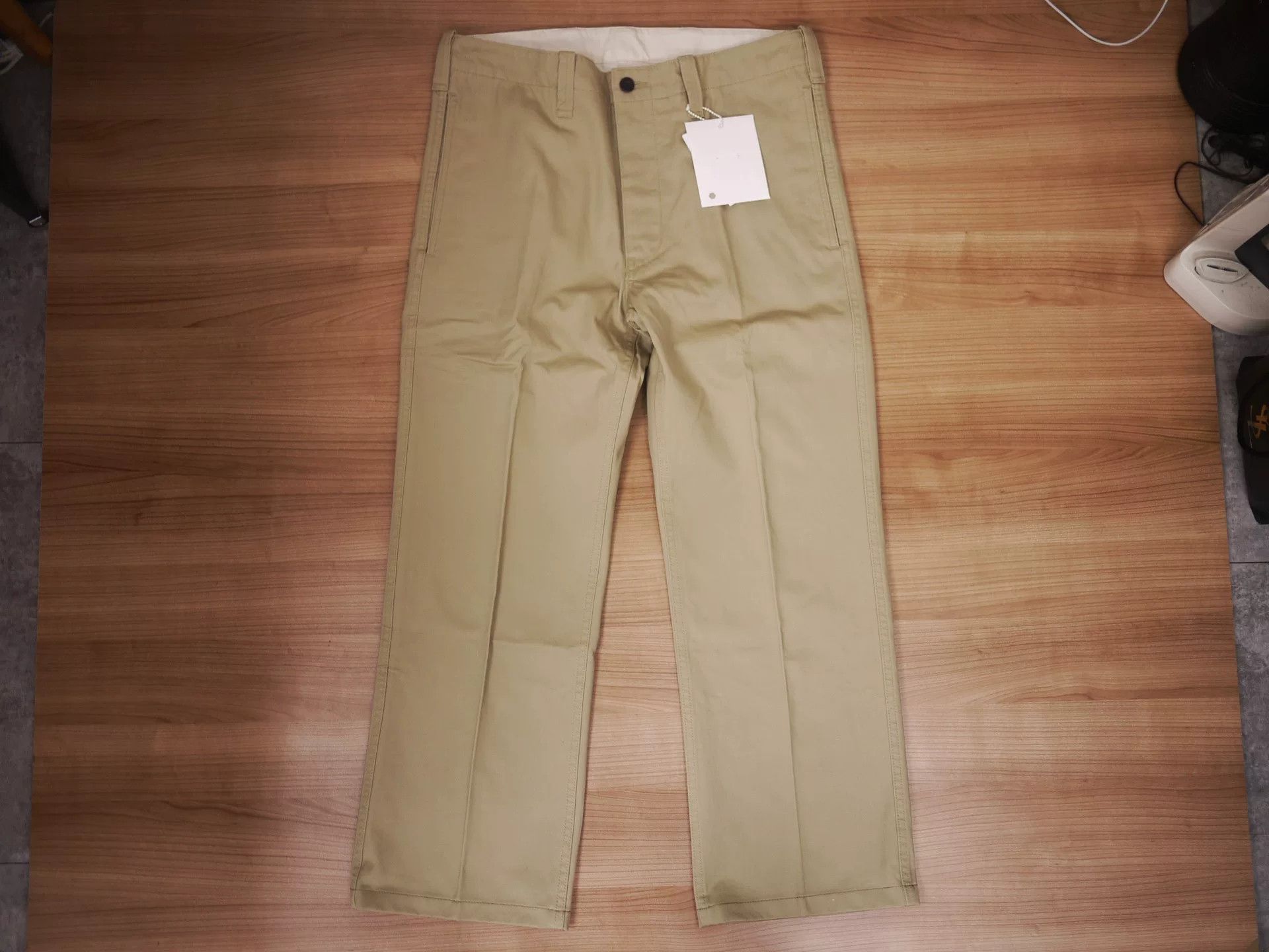 Visvim VISVIM GIFFORD CHINO PANTS Size US 26 / EU 42 - 1 Thumbnail