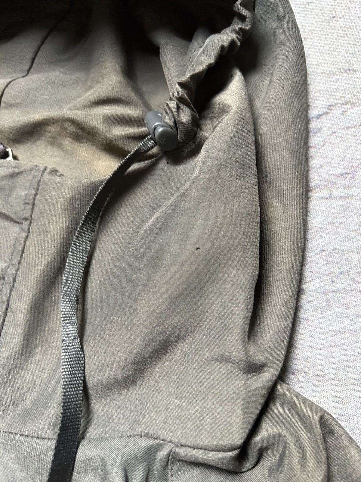 Reebok × Vintage Distressed Reebok Bombers hoodie Jacket Size US L / EU 52-54 / 3 - 5 Thumbnail