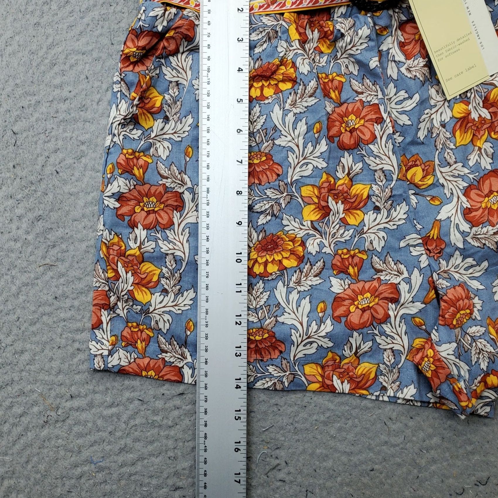 Rachel Zoe Rachel Zoe Paperbag Shorts Womens Small Multi Floral Linen Belted Waist Size 28" / US 6 / IT 42 - 3 Thumbnail