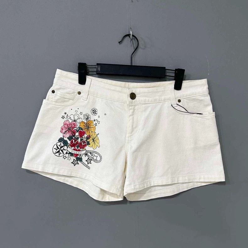 Gucci Floral shorts
