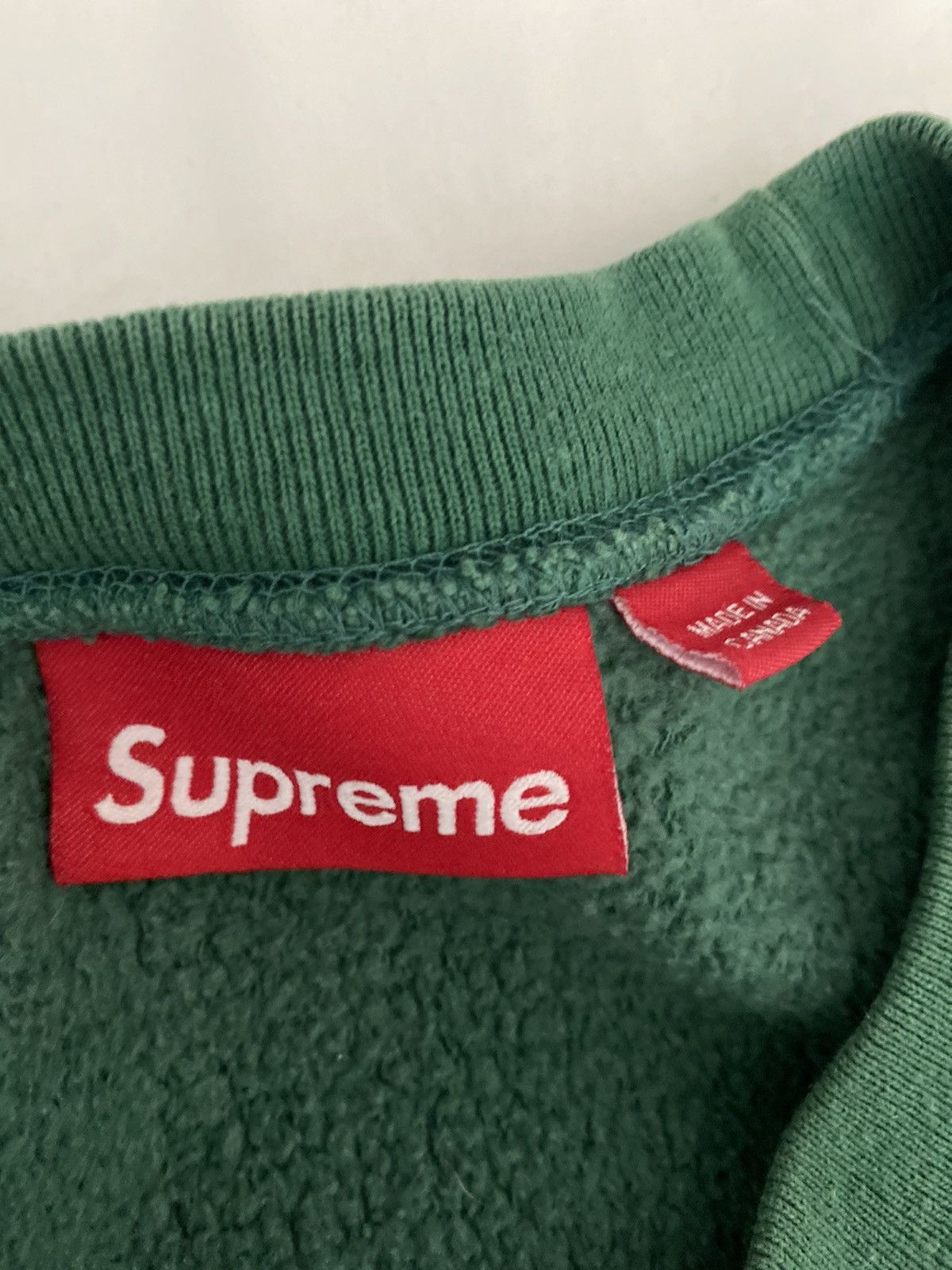 Supreme Supreme london shop small box green Size US L / EU 52-54 / 3 - 3 Thumbnail