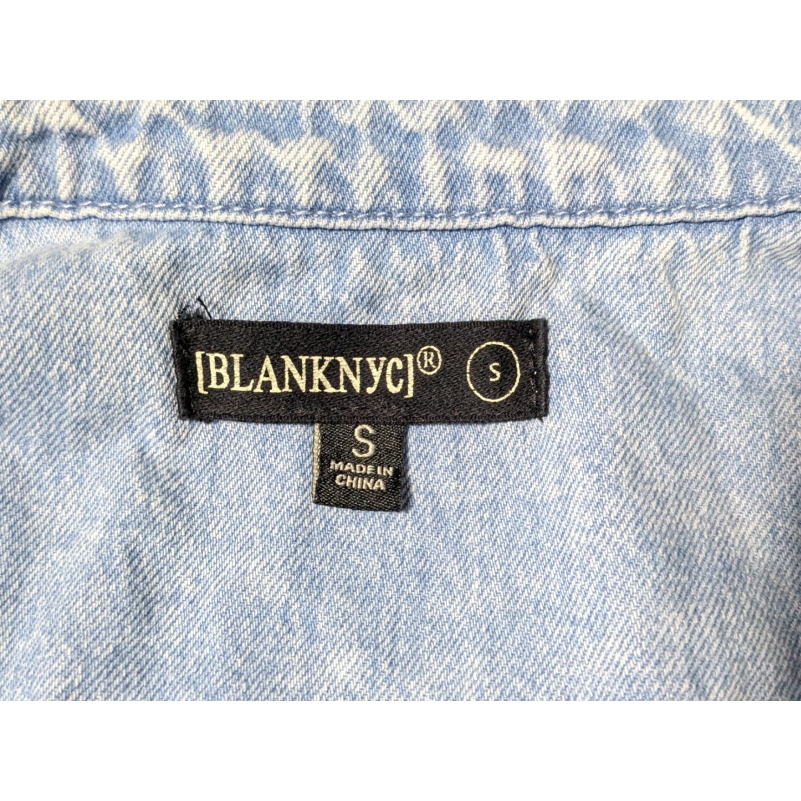 Vintage BLANKNYC Shacket Denim Snap Ruched Back Shirt Jacket Women Small Blue Size S / US 4 / IT 40 - 4 Thumbnail