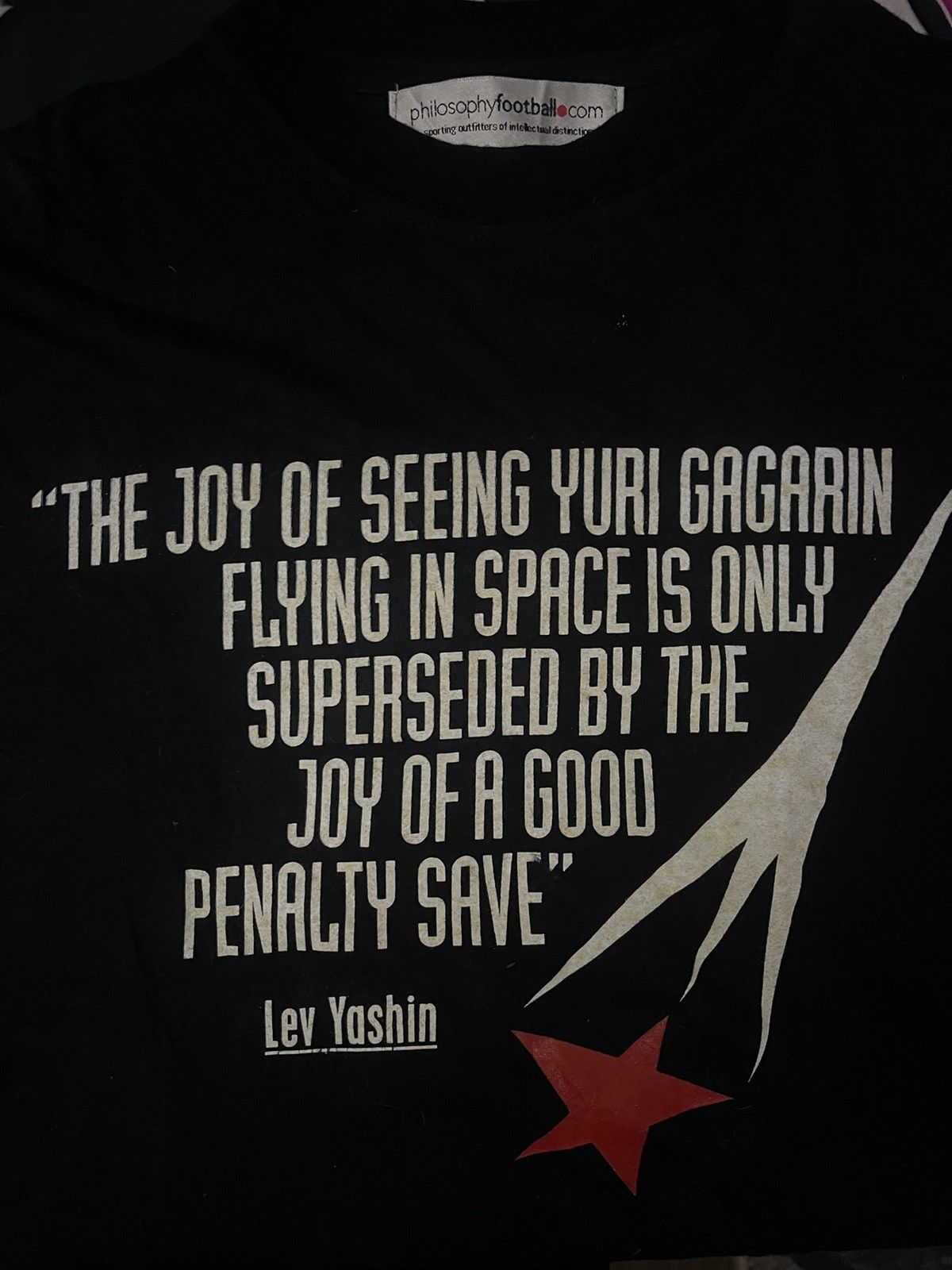 Vintage PHILOSOPHY FOOTBALL YASHIN CCCP QUOTES Size US M / EU 48-50 / 2 - 4 Thumbnail
