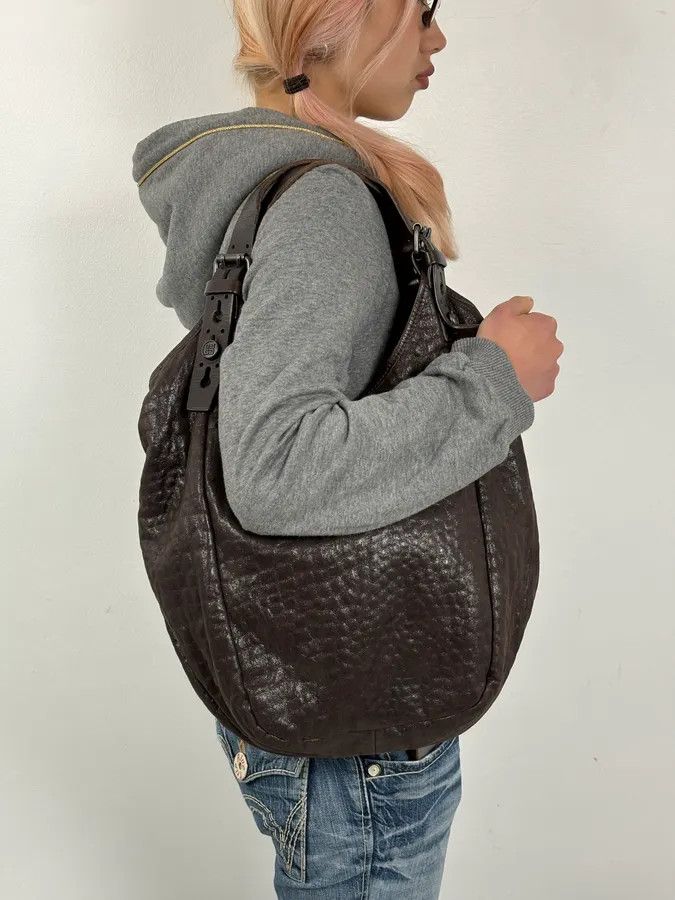 Givenchy 2000s Givenchy Hobo Brown Grained Handle Bag Size ONE SIZE - 2 Thumbnail