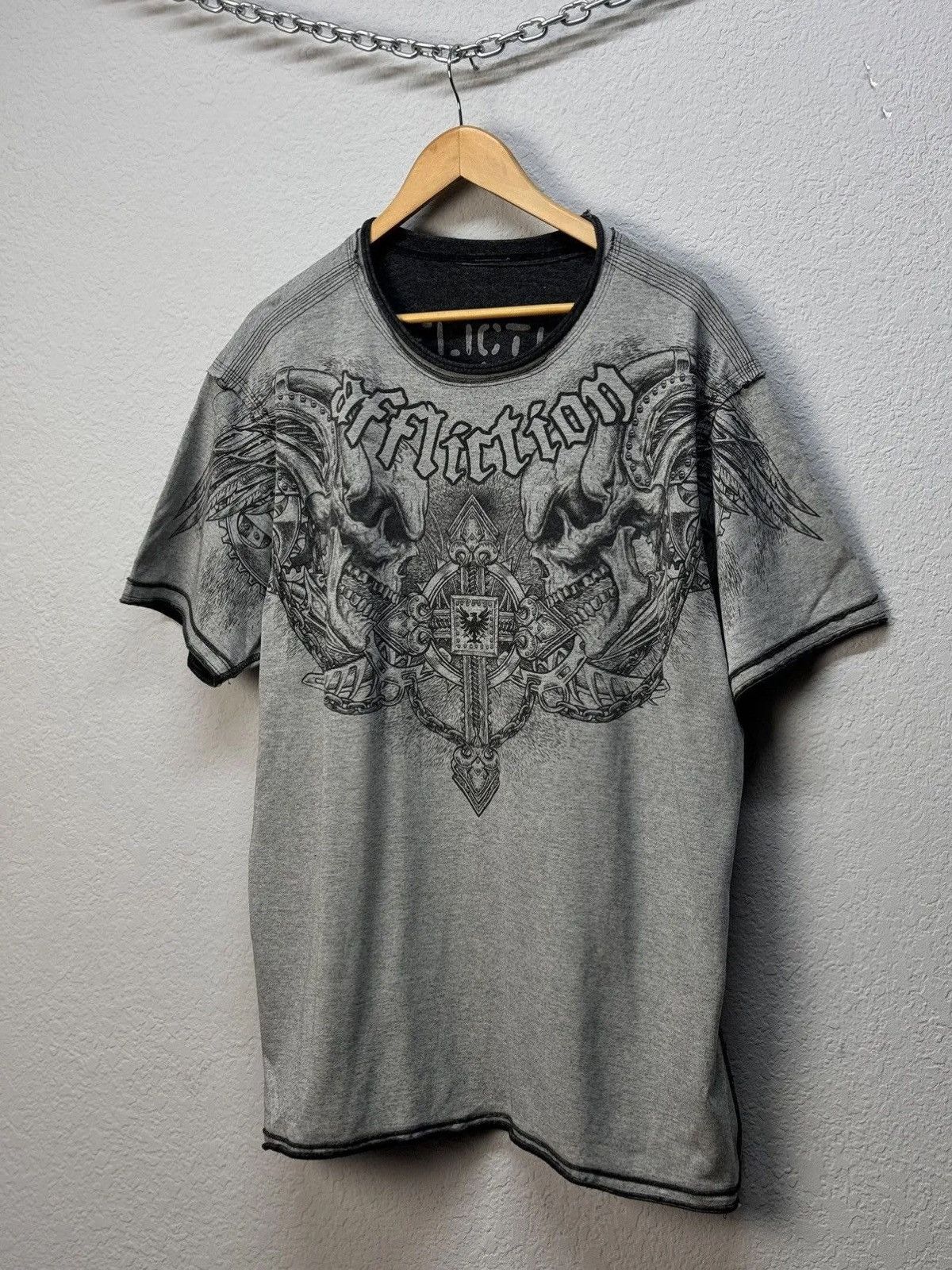 Affliction × Japanese Brand × Vintage Vintage Reversible Affliction Double Skull Black T Shirt Size US XL / EU 56 / 4 - 2 Thumbnail
