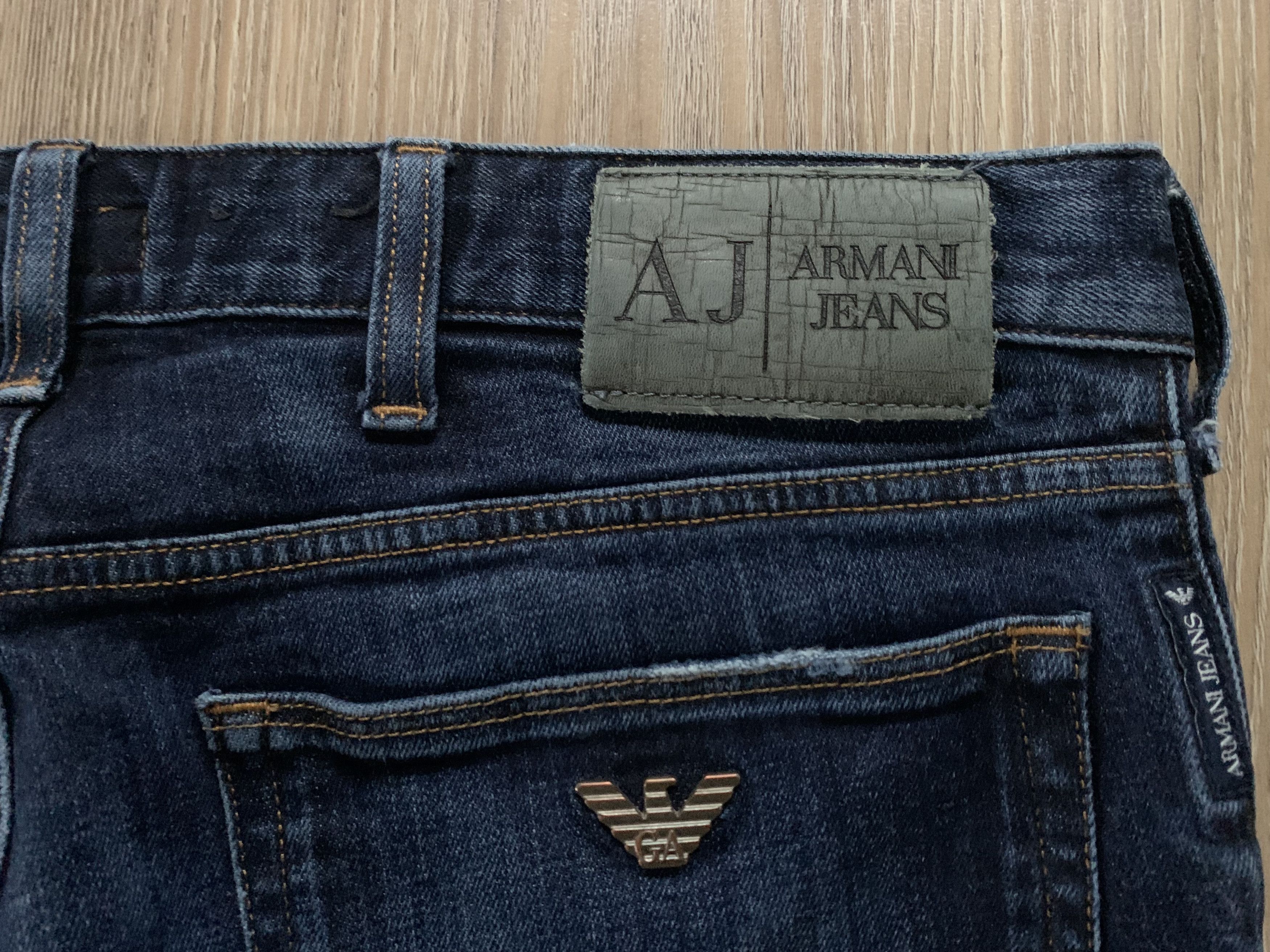 Armani Vintage Navy Blue Slim Armani Jeans Size US 31 - 7 Thumbnail