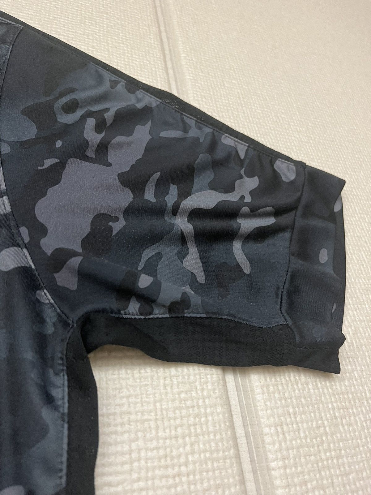 F.C.R.B Nike fcrb fc real bristol camo jersey supreme stussy nigo Size US XL / EU 56 / 4 - 7 Thumbnail