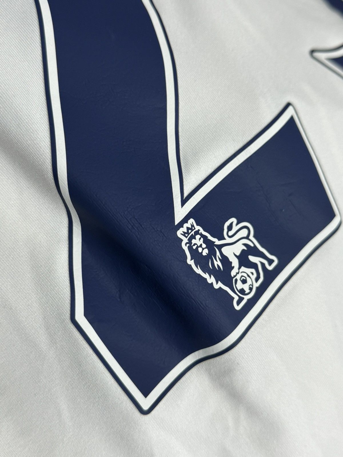 Under Armour Tottenham Hotspur 15/16 Home Eriksen Football Jersey Size US M / EU 48-50 / 2 - 15 Thumbnail