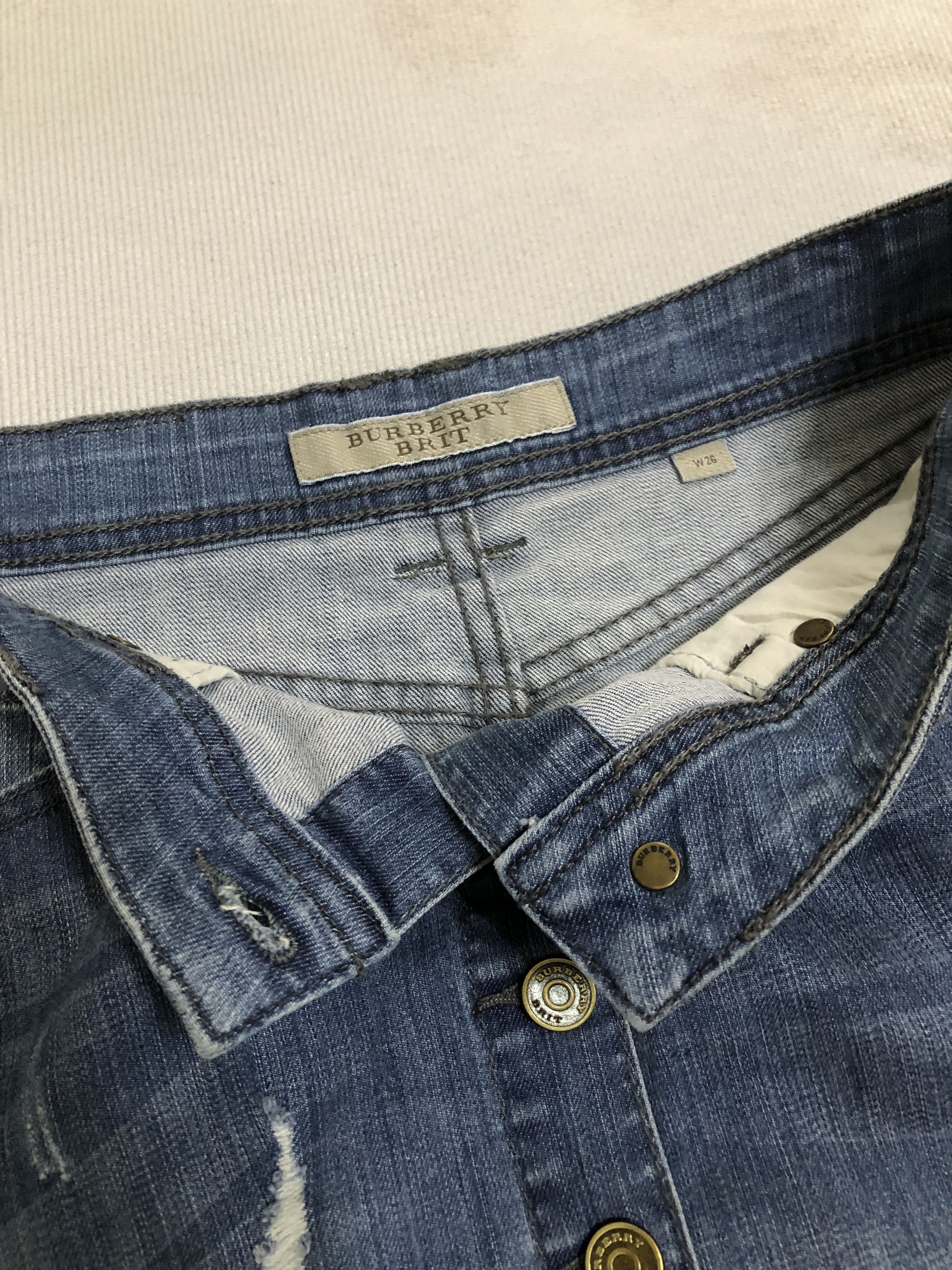 Burberry Burberry brit distressed mini skirt Size 26" / US 2 / IT 38 - 8 Thumbnail