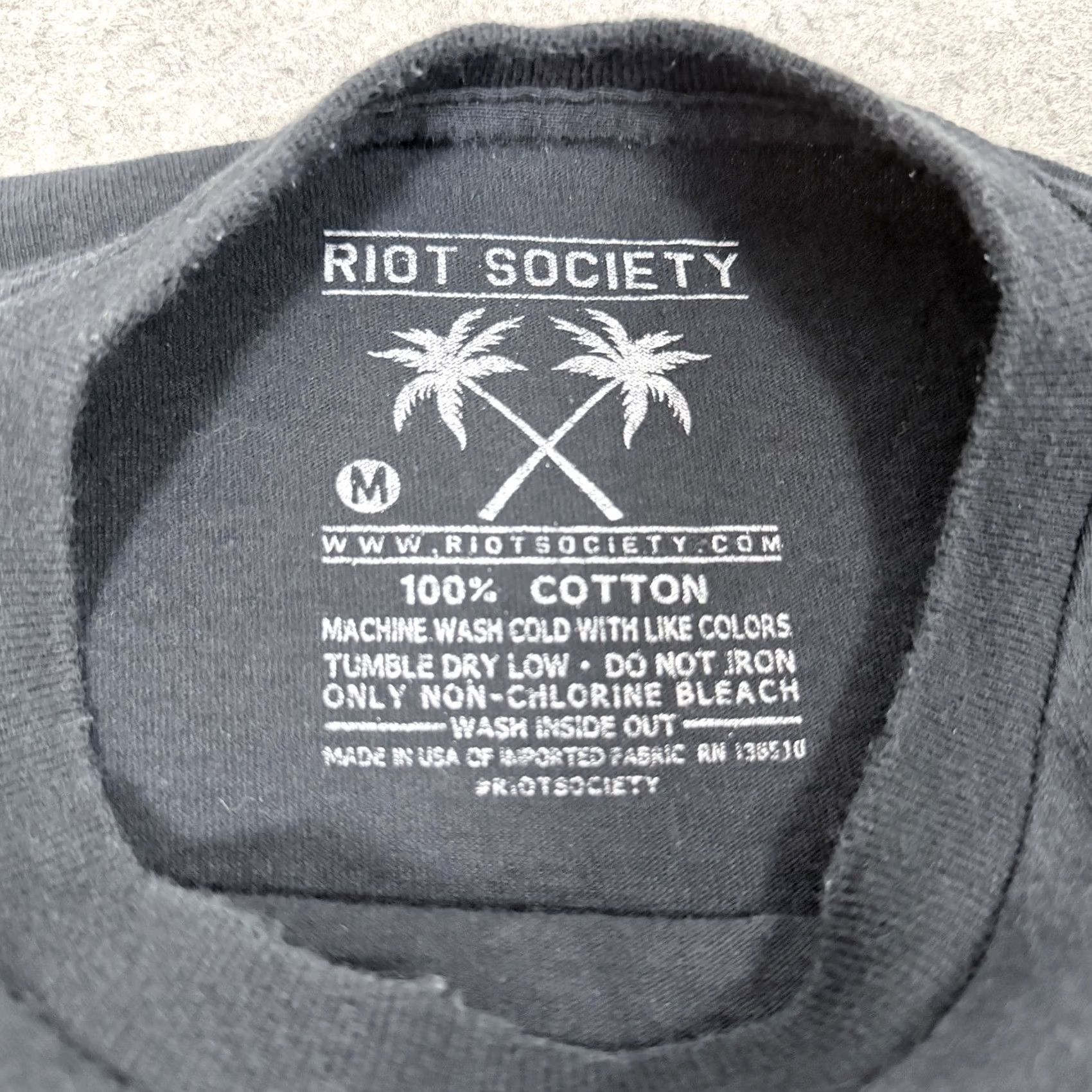 Vintage Riot Society Bear Printed Short Sleeve Crew-Neck T-Shirt Men's M Black Size US M / EU 48-50 / 2 - 3 Thumbnail