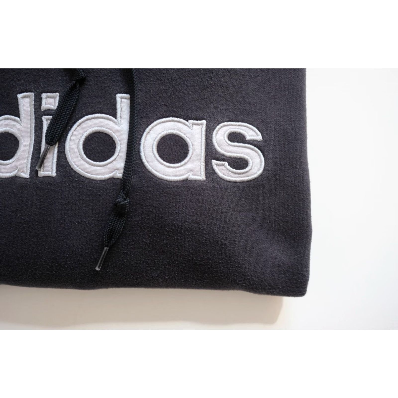 Adidas VINTAGE adidas VTG Y2K RETRO SPELL OUT ACTIVE BLACK SPELL OUT HOODIE SWEATSHIRT 2007 LG L Men Hoodie Size US L / EU 52-54 / 3 - 4 Thumbnail