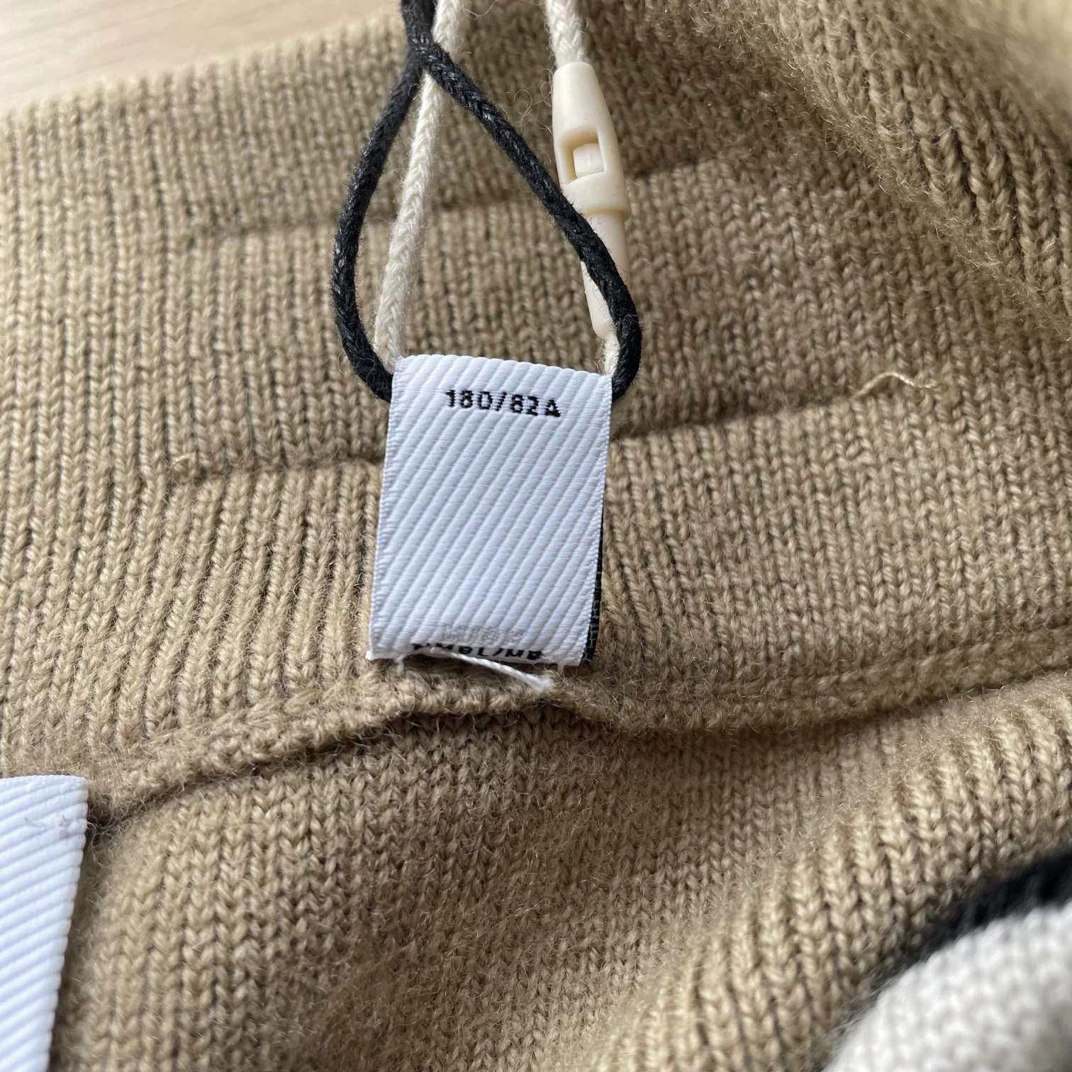 Burberry Burberry Classic Stripe Knit Shorts M Worn Once Size US 32 / EU 48 - 6 Thumbnail