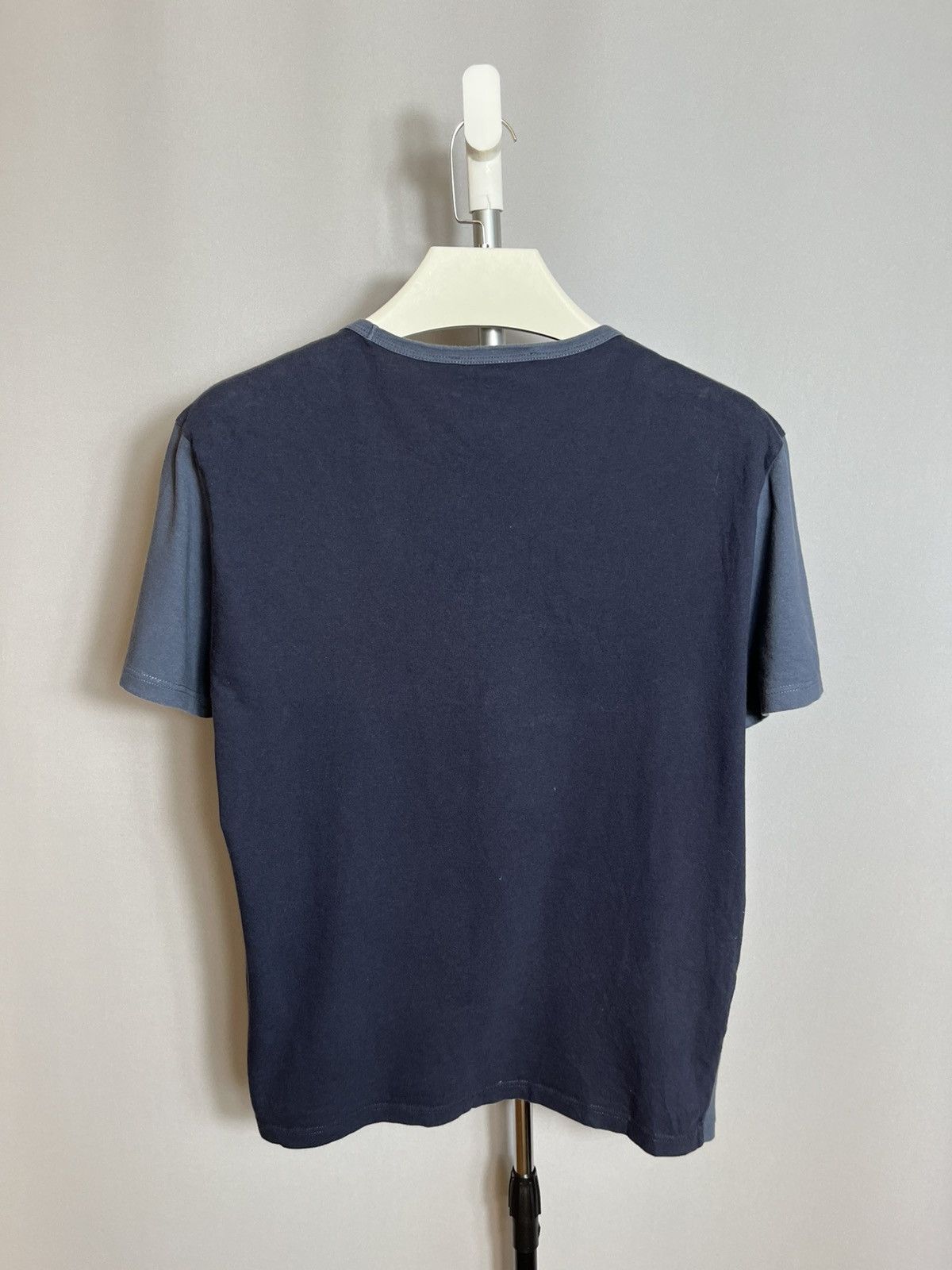 Gucci Gucci T-shirt Tops Gray Logo Simple Short Sleeve Casual Size US S / EU 44-46 / 1 - 8 Thumbnail