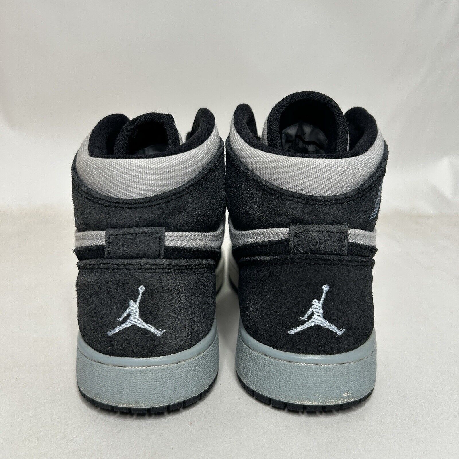 Nike Nike Air Jordan 1 Retro High GS “Aluminum” 2024 Size US 5.5 / IT 35.5 - 5 Thumbnail