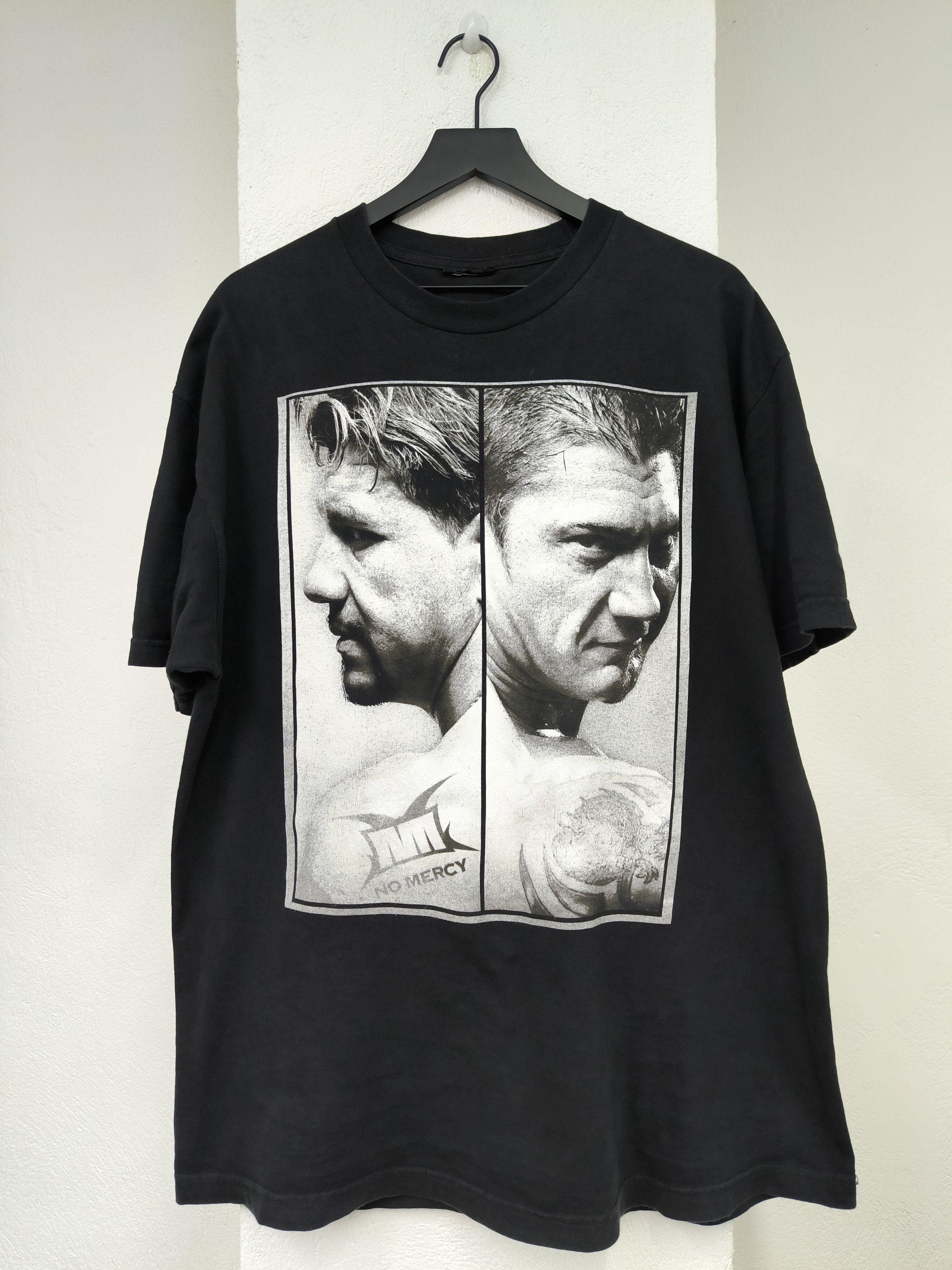 WWE No Mercy 2005 Eddie Guerrero VS Batista Size US XL / EU 56 / 4 - 1 Thumbnail