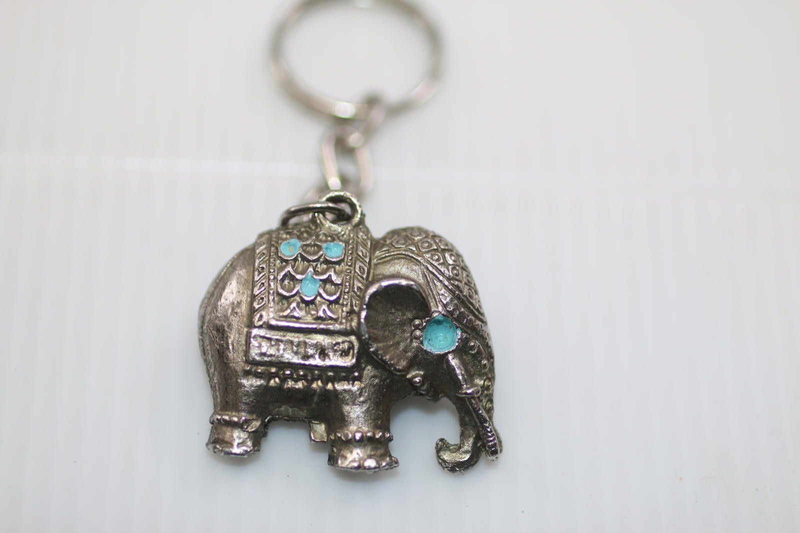 The Unbranded Brand Vintage Silver Elephant Trinket Box Keychain TurquoiseStones Size ONE SIZE - 2 Thumbnail