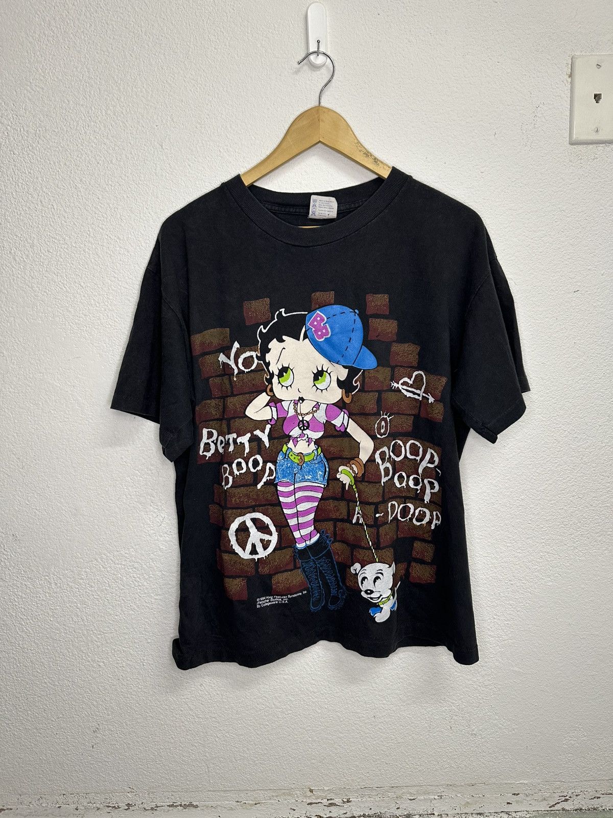 Vintage 90’s Betty Boop Hip Hop T-Shirt Size US L / EU 52-54 / 3 - 1 Thumbnail