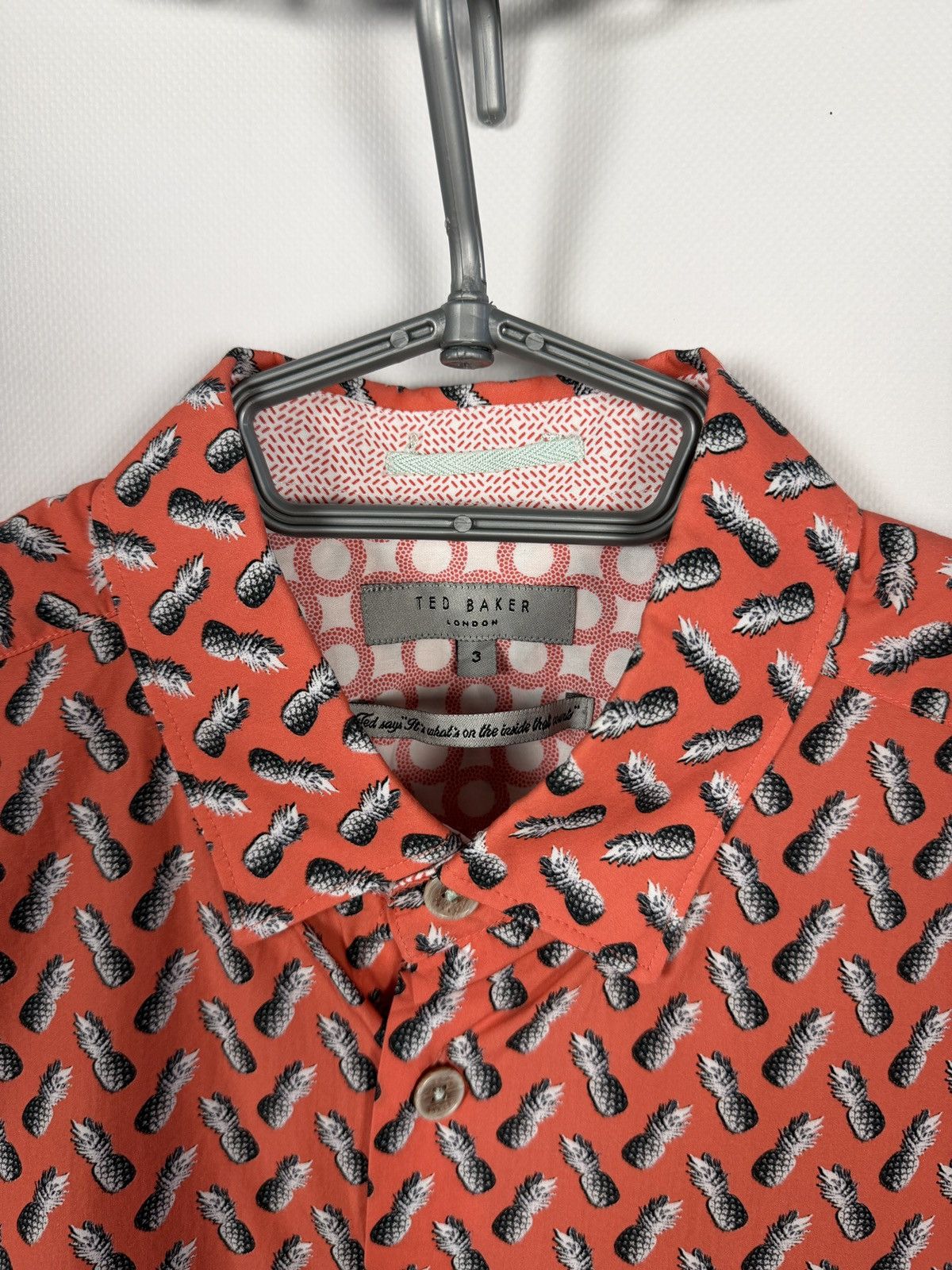 Ted Baker Ted Baker London Short Sleeve Shirt Pineapples Logo Size 3 Size US S / EU 44-46 / 1 - 6 Thumbnail