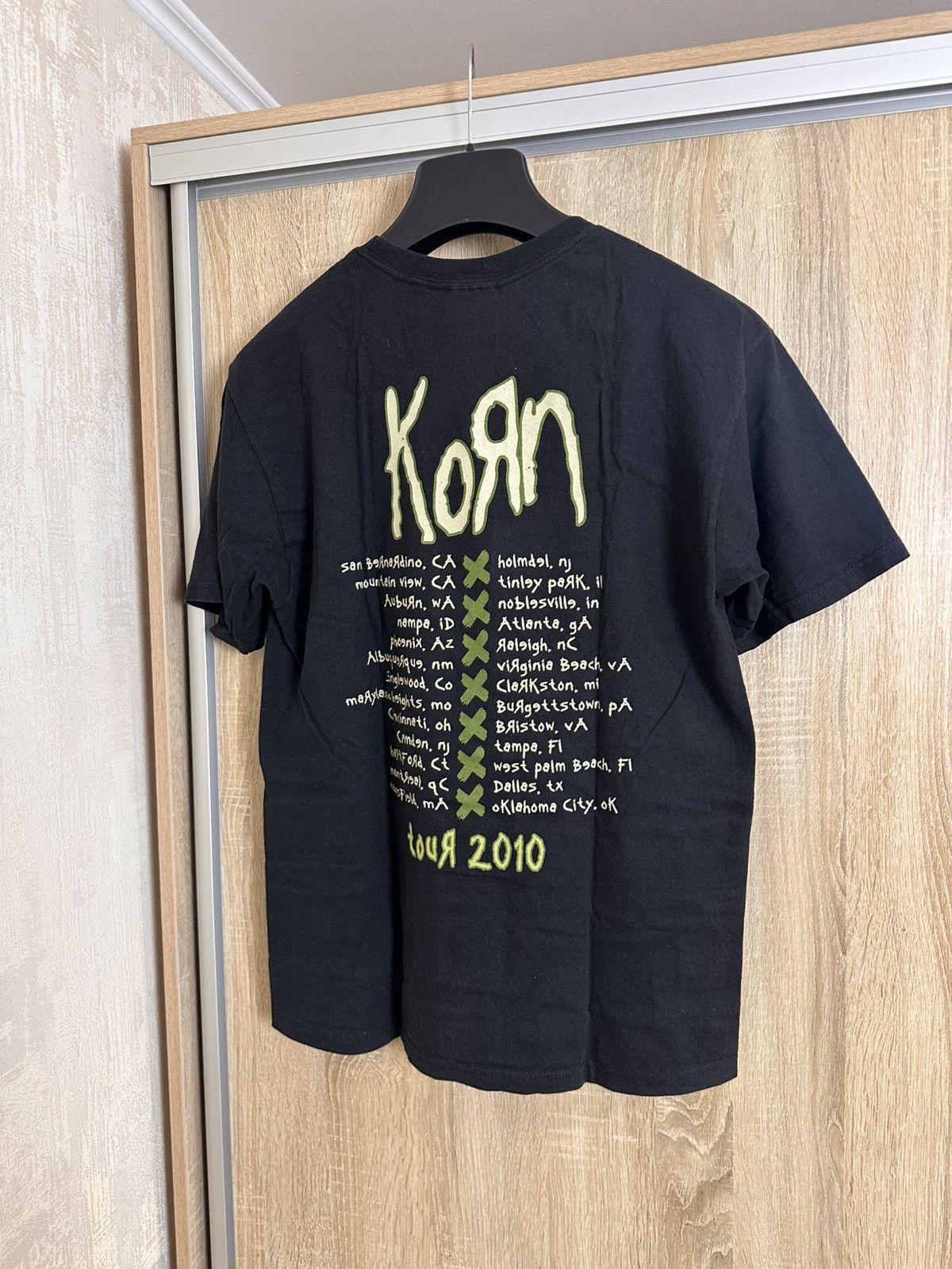 Band Tees 🔥 KoRn 2010 Tour Rock Metal Band T Shirt Music Slipknot Acdc Size US M / EU 48-50 / 2 - 5 Thumbnail