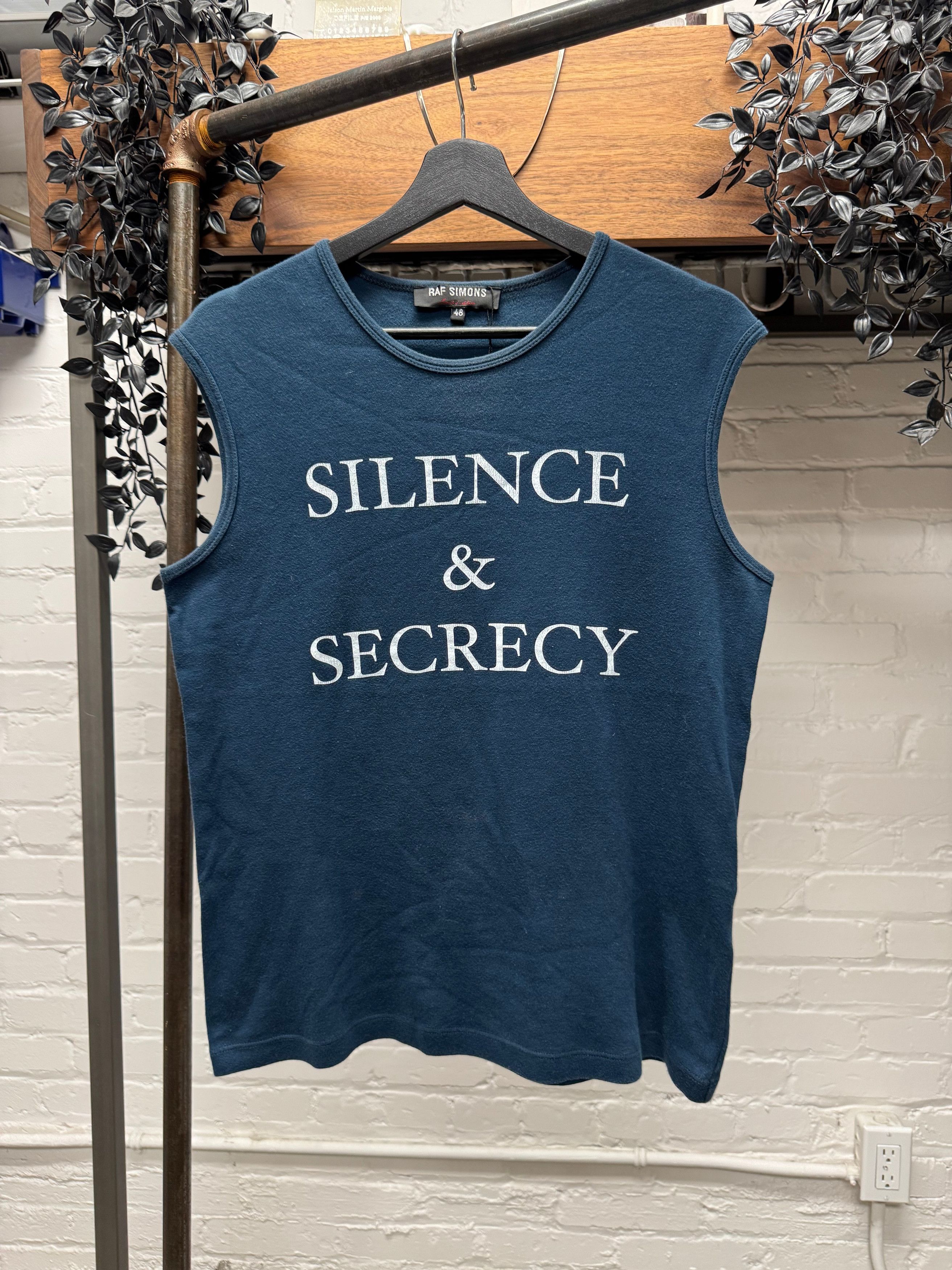 Raf Simons SS2002 Raf Simons ‘Silence & Secrecy’ Tank Top Size US M / EU 48-50 / 2 - 1 Thumbnail